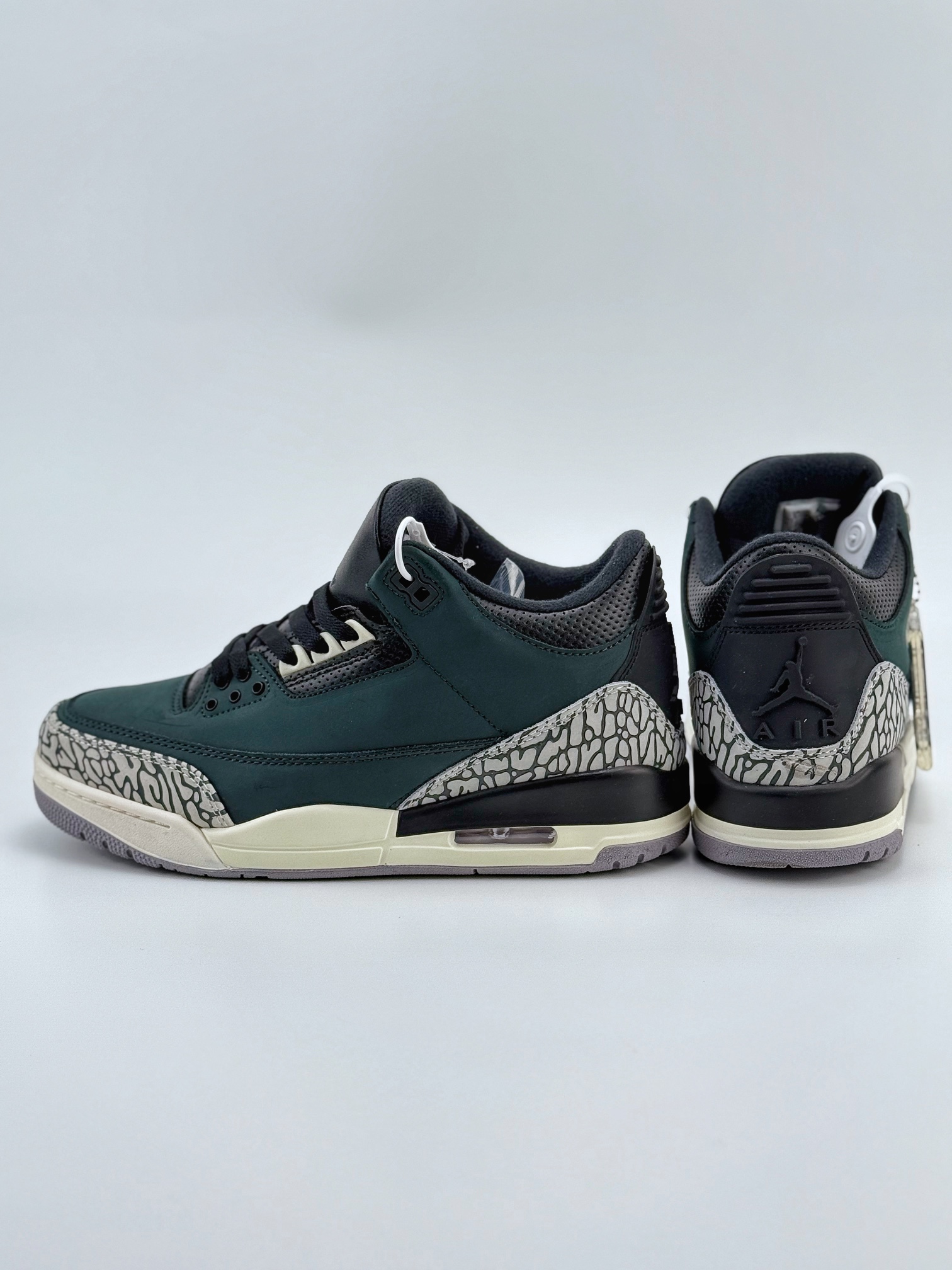 Air Jordan 3 Retro ”Off Noir” 黑绿 CK9246-001