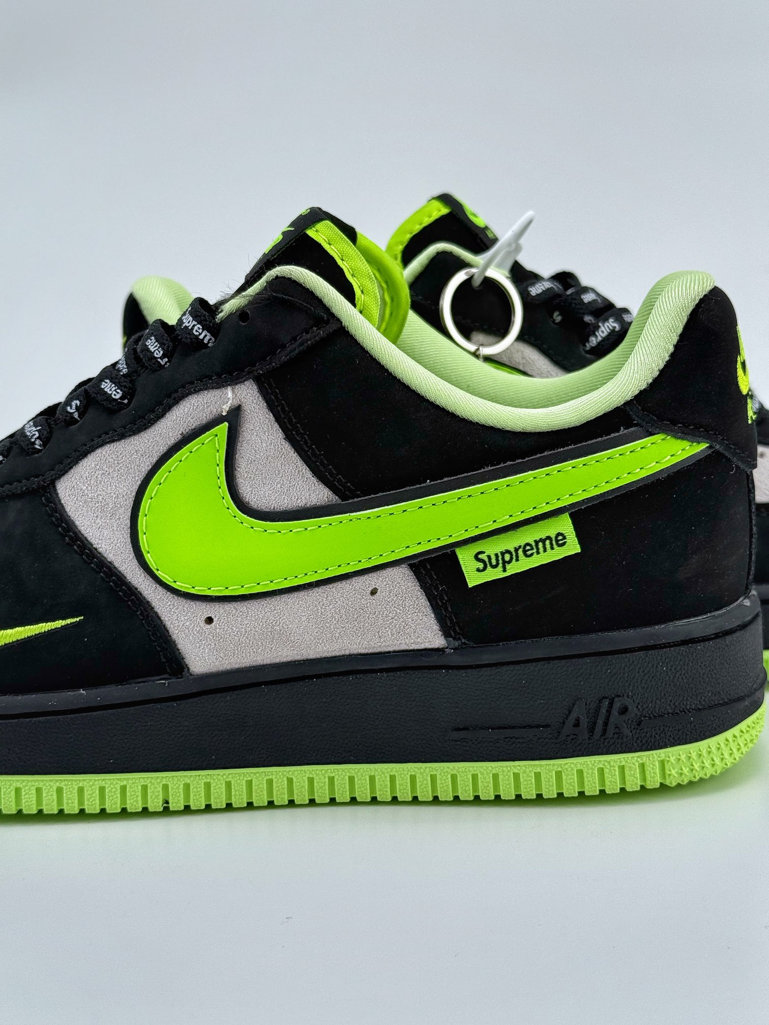 Nike Air Force 1 Low 07 x Supreme 灰黑绿小钩 DF0188-009