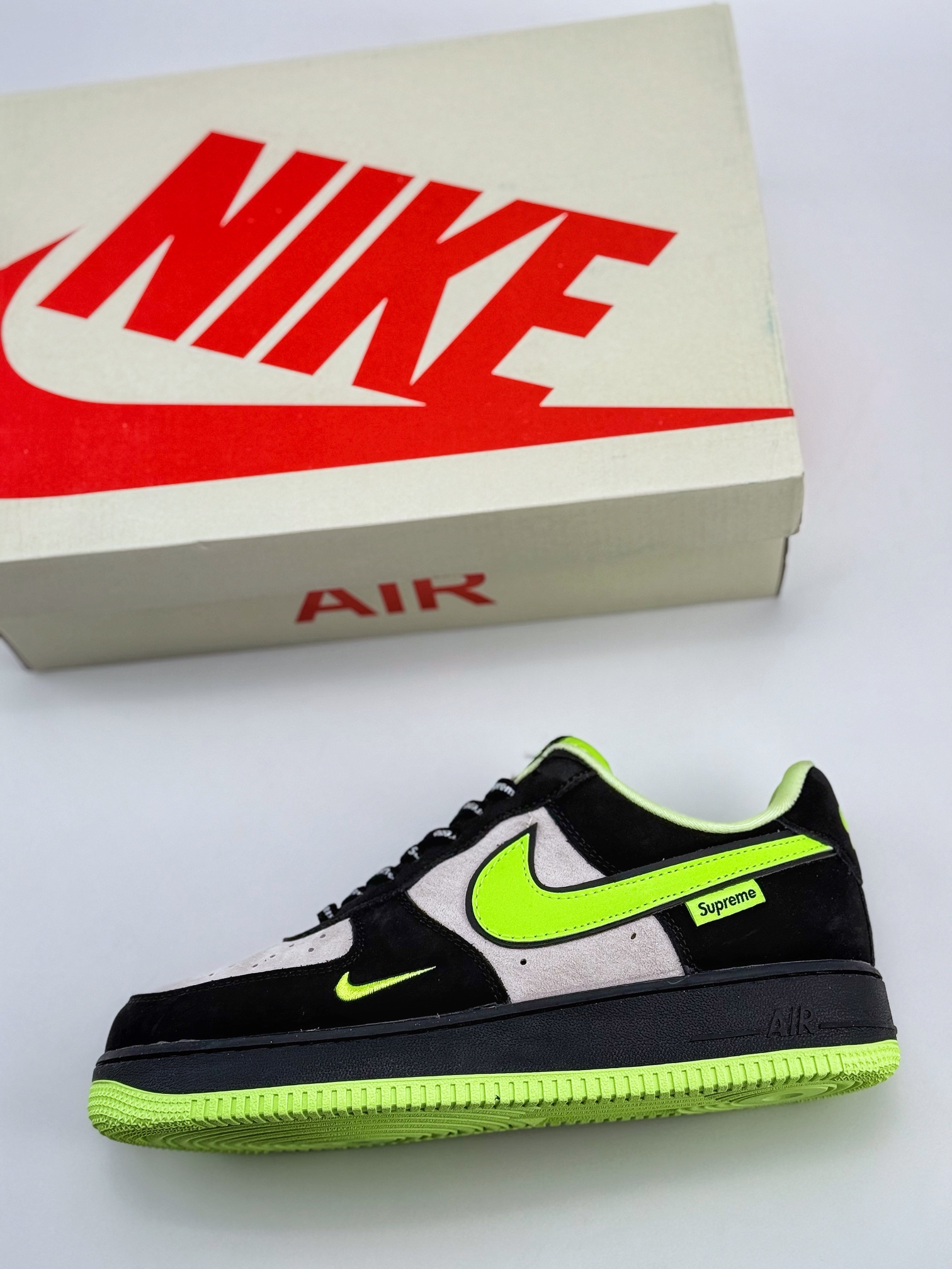 Nike Air Force 1 Low 07 x Supreme 灰黑绿小钩 DF0188-009