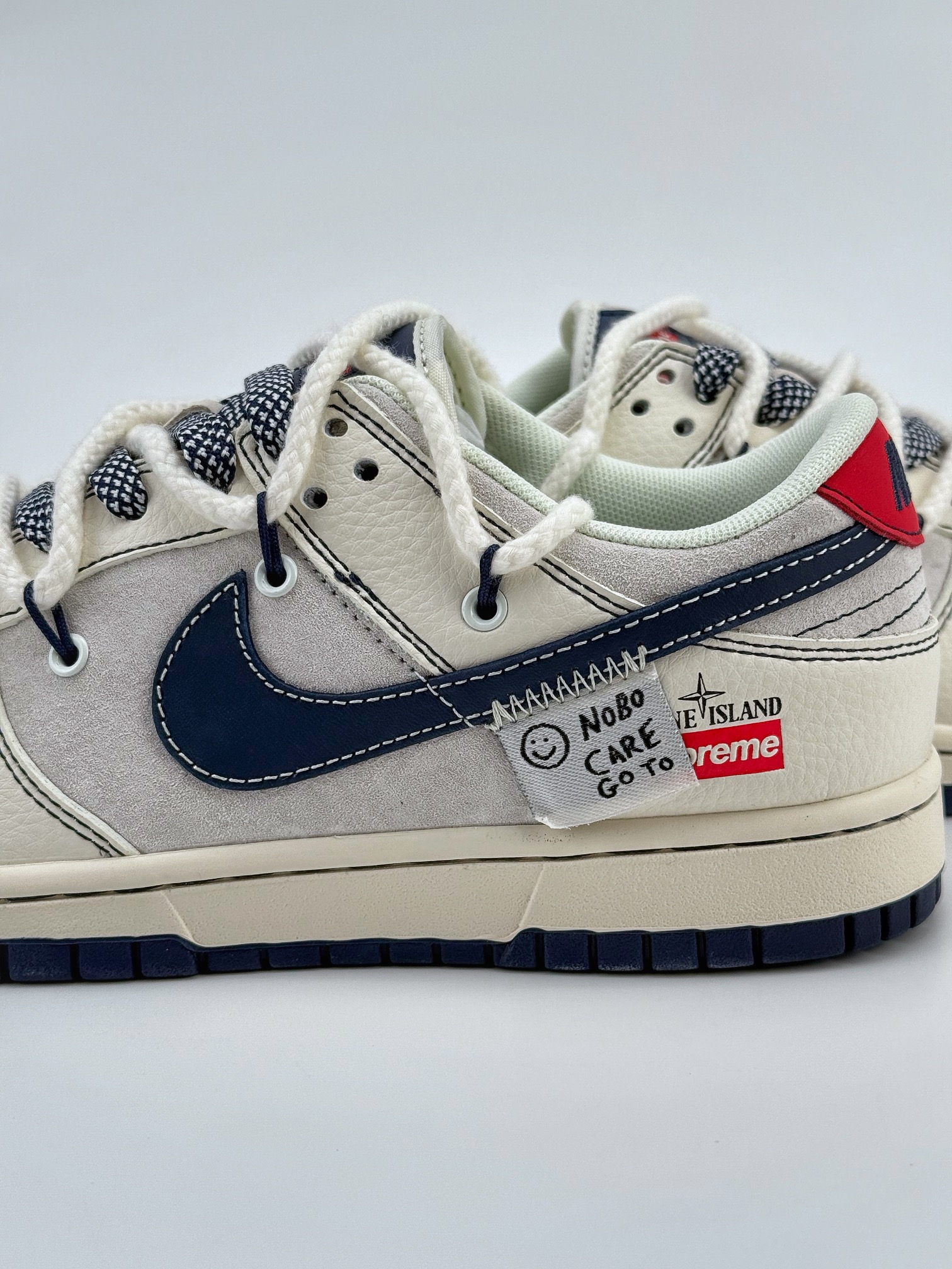 Nike SB Dunk Low x Supreme x Stone Island 白蓝红小钩绑带满天星 YX5056-201