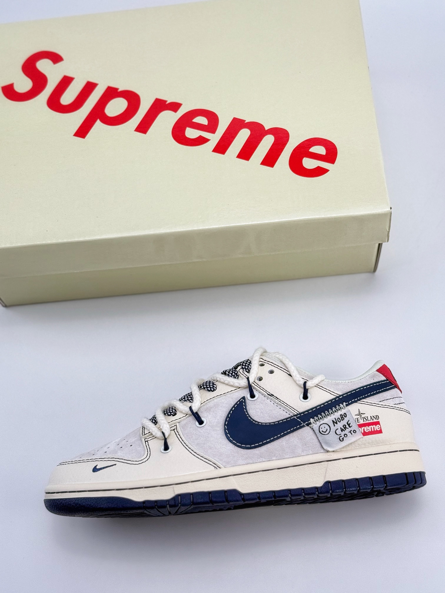 Nike SB Dunk Low x Supreme x Stone Island 白蓝红小钩绑带满天星 YX5056-201