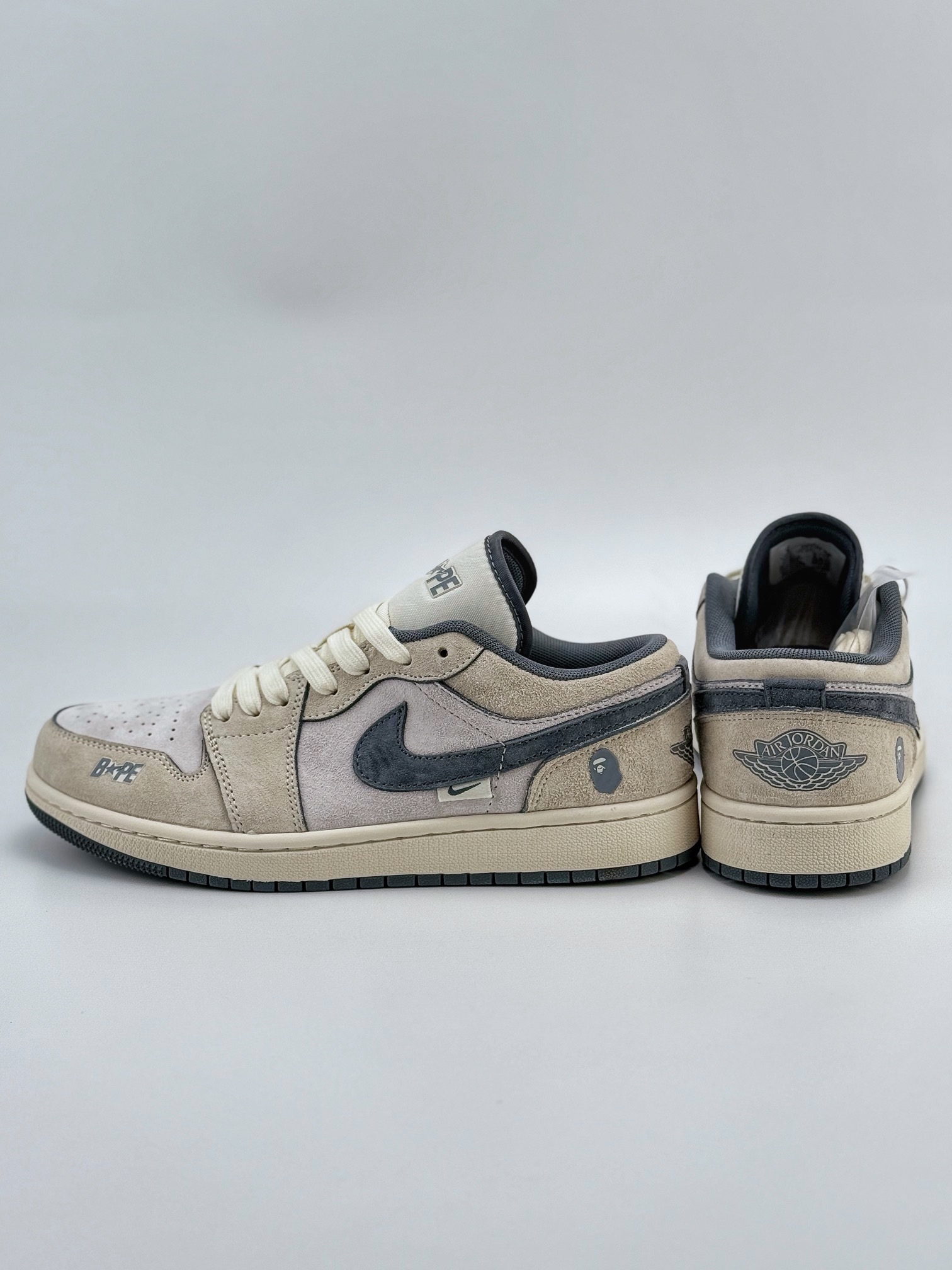 Air Jordan 1 Retro Low x BAPE 米灰 DM9188-008