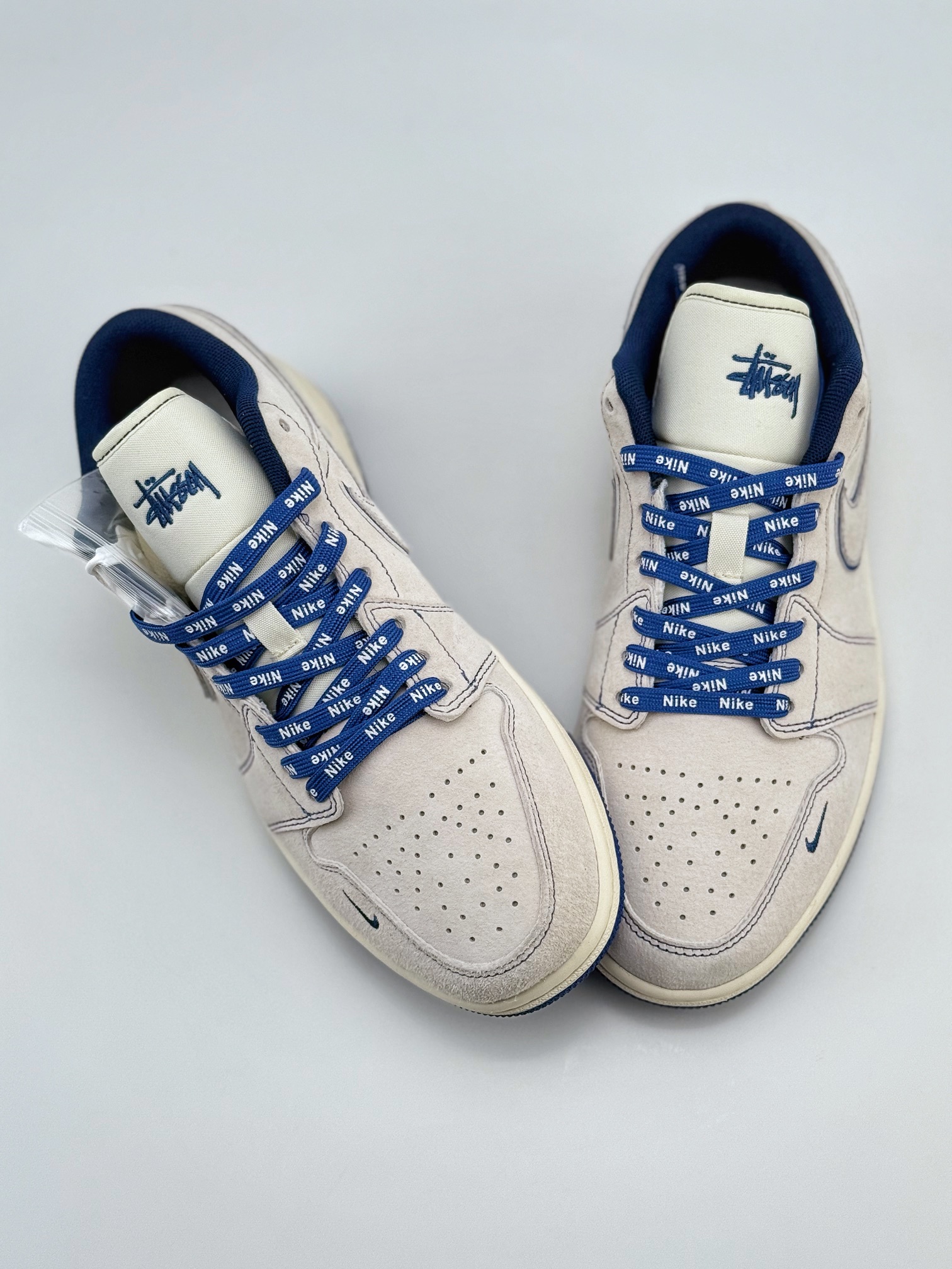 Air Jordan 1 Retro Low x Stussy 灰蓝缝线小钩 DM9188-006