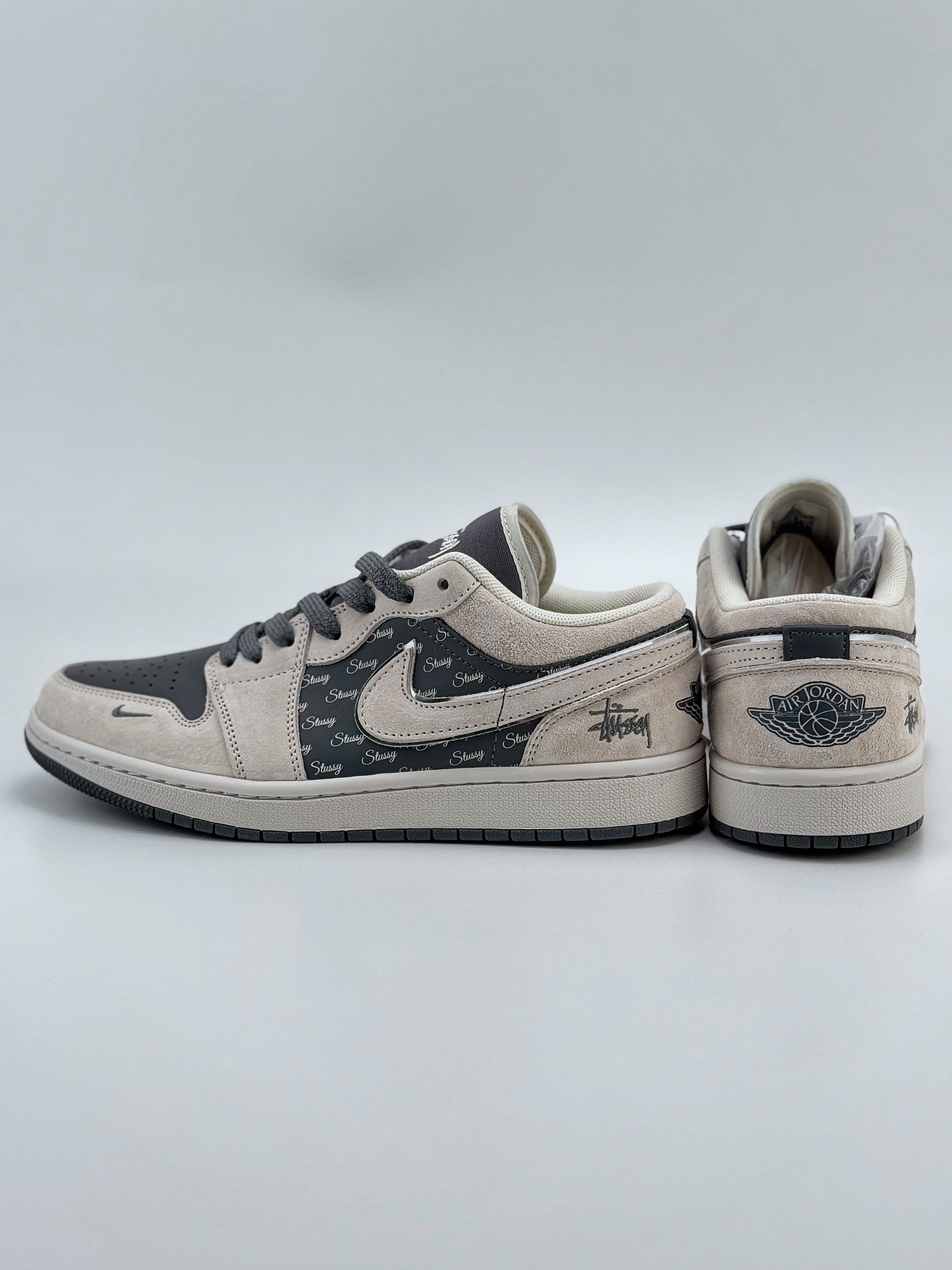 Air Jordan 1 Retro Low x Stussy 米灰小钩满天星 XX3313-968