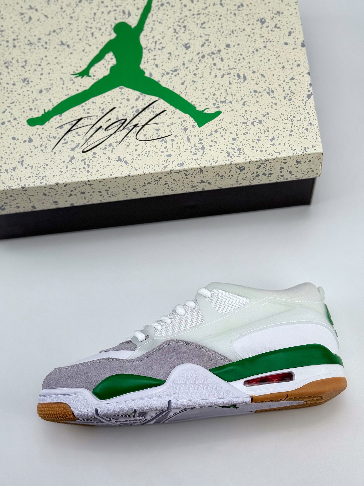 Nike Air Jordan 4 Retro RM 乔丹四代 Pine Green 白绿 FQ7939-103