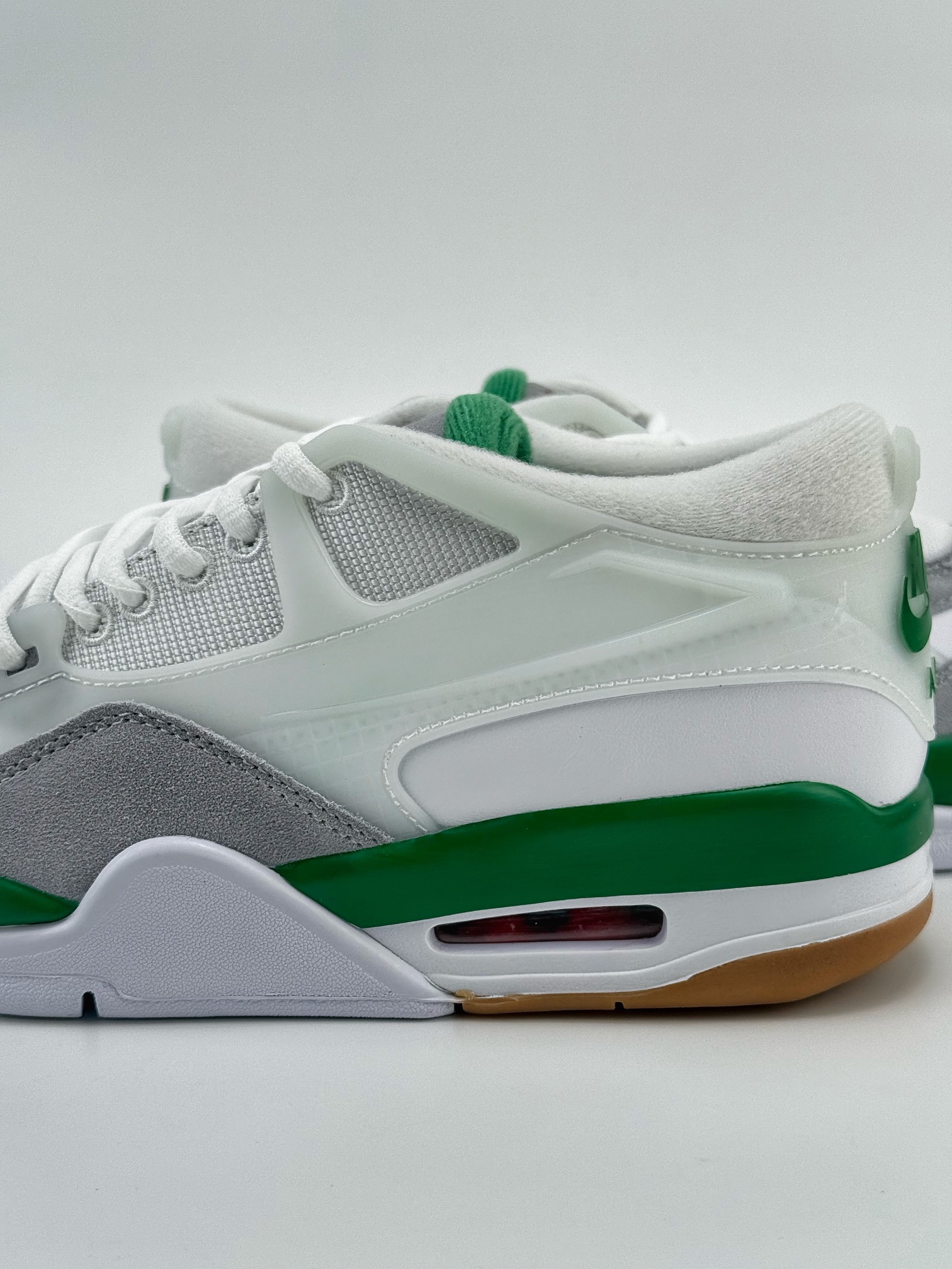 Nike Air Jordan 4 Retro RM 乔丹四代 Pine Green 白绿 FQ7939-103