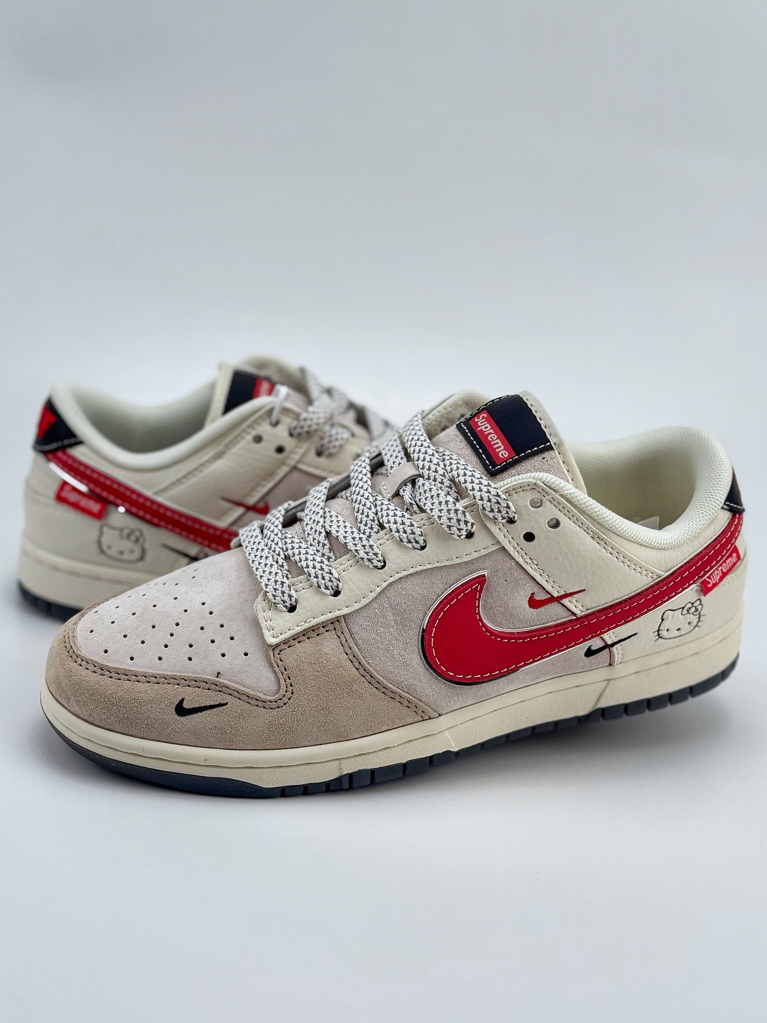 Nike SB Dunk Low x Supreme 米棕红三小钩满天星 XY1688-018