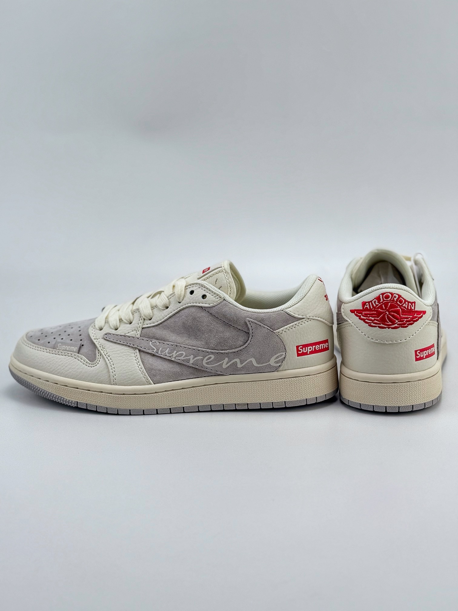 Travis Scott x Nike Air Jordan 1 Low x Supreme Air Jordan 1 Low 反转米灰倒钩 XZ3086-004