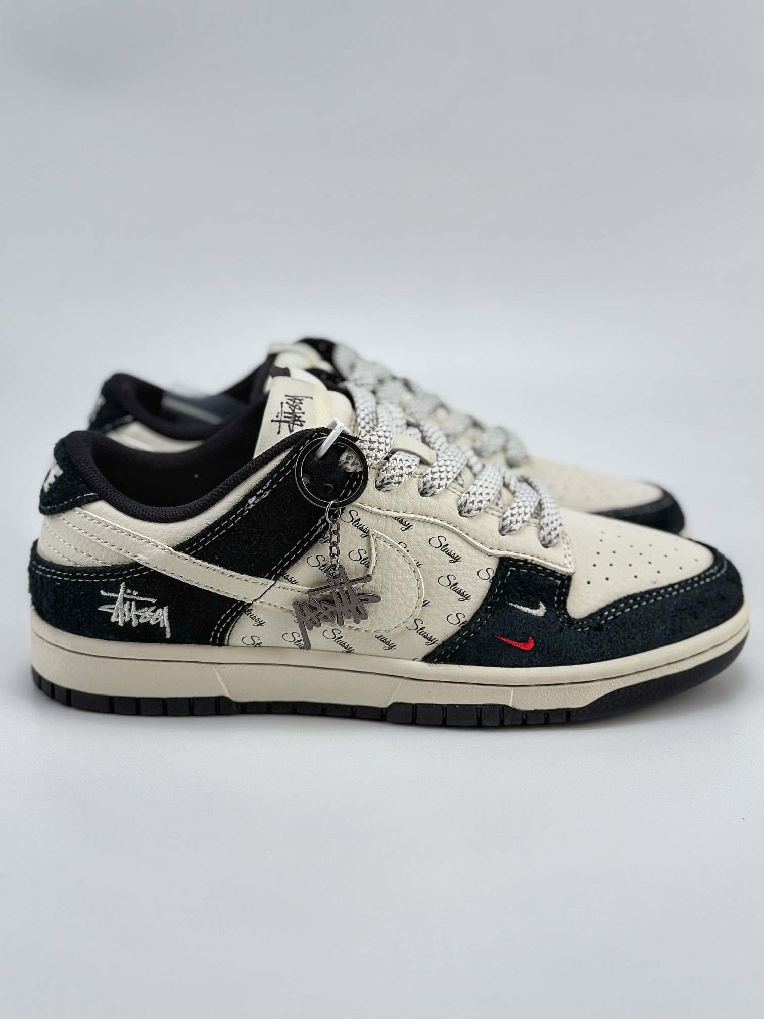 Nike SB Dunk Low x Stussy 米黑双小钩满天星 XY1688-017