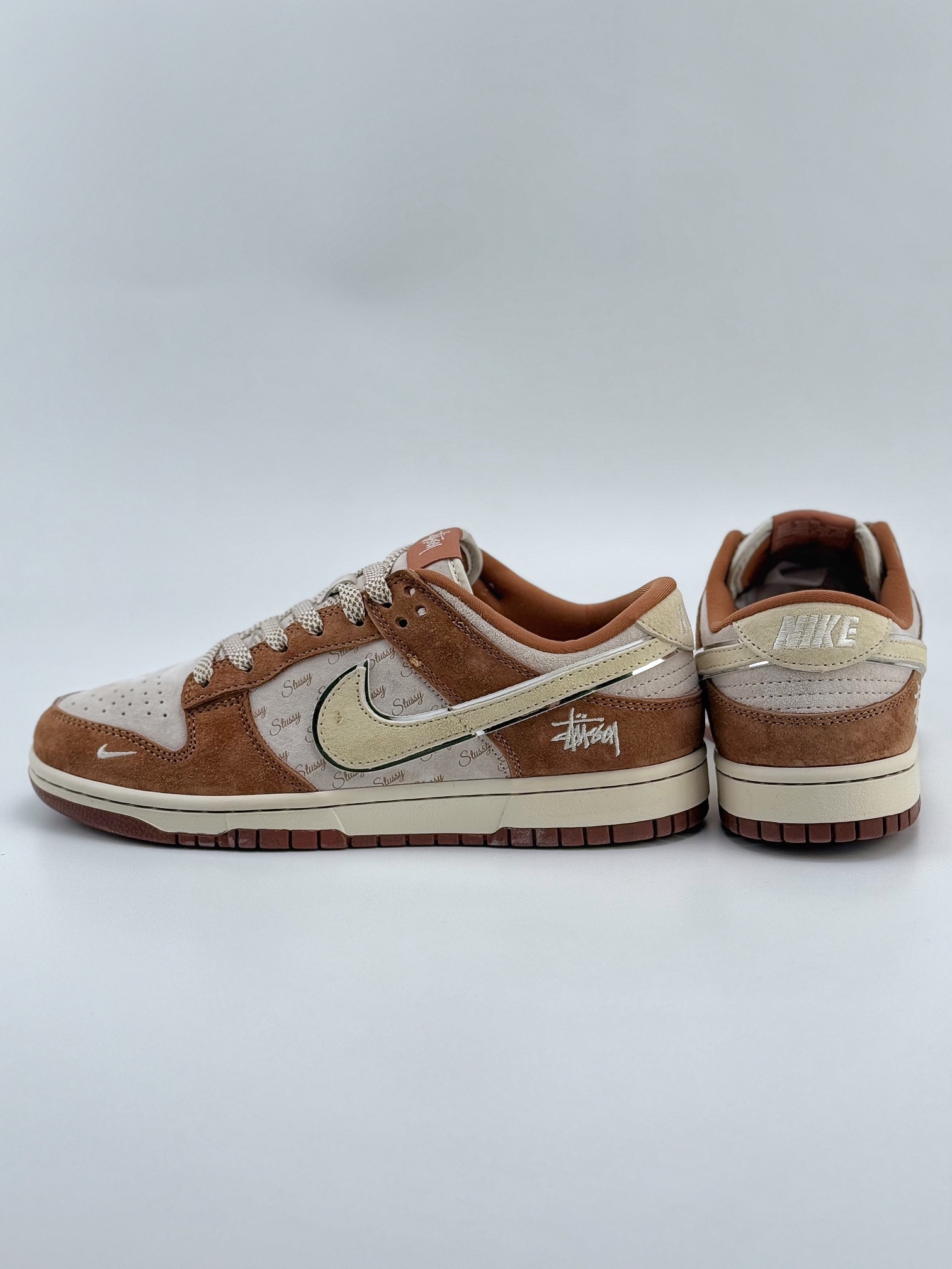 Nike SB Dunk Low x Stussy 米灰棕小钩满天星 XX3168-601