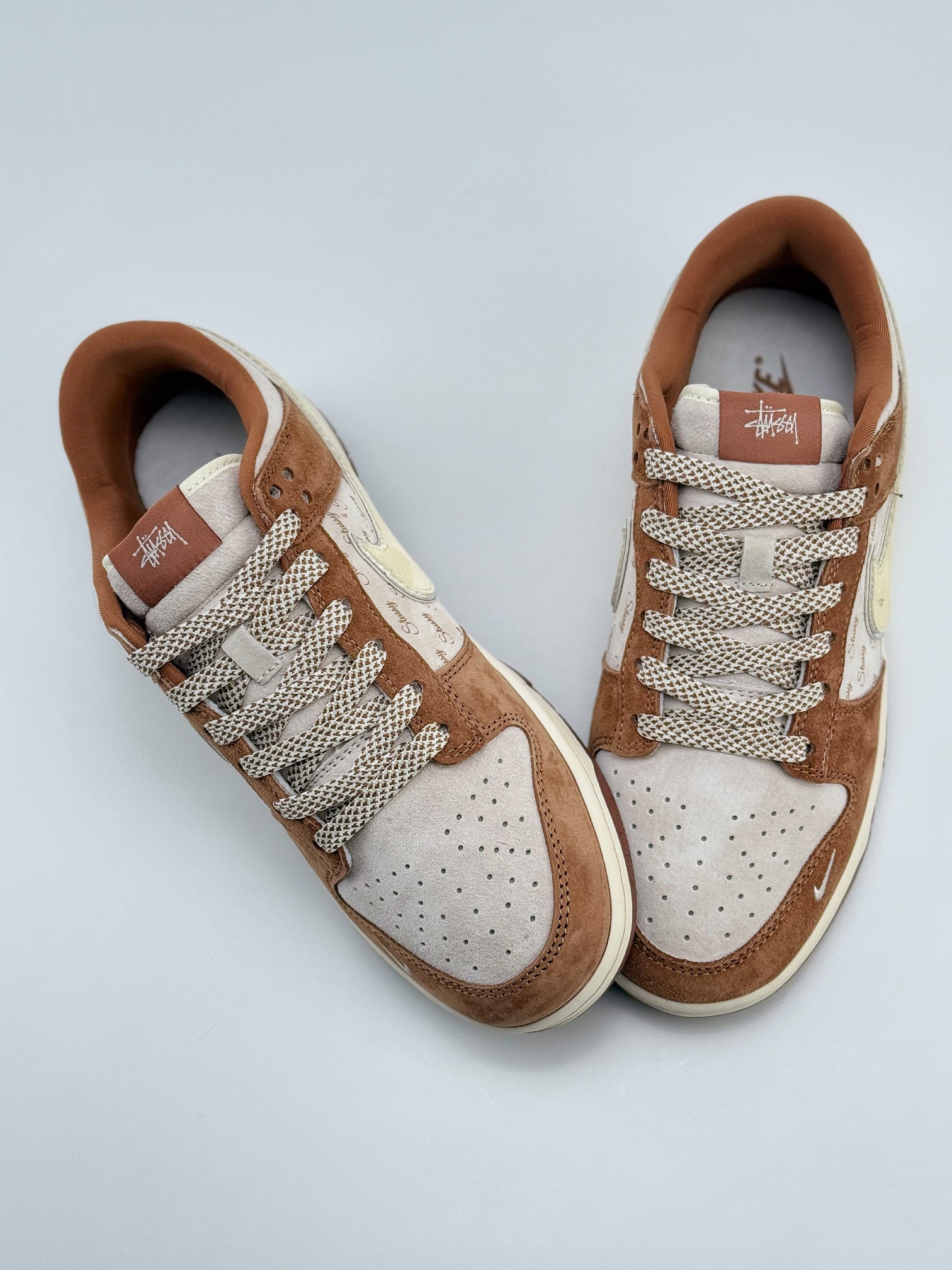 Nike SB Dunk Low x Stussy 米灰棕小钩满天星 XX3168-601