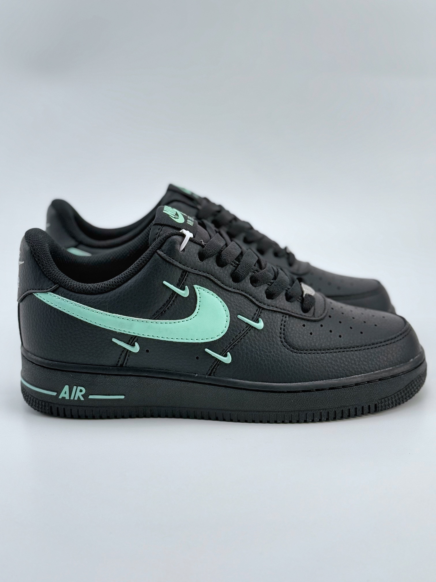 Nike Air Force 1 Low 07 黑蒂芙尼绿四铁钩  CW2288-111