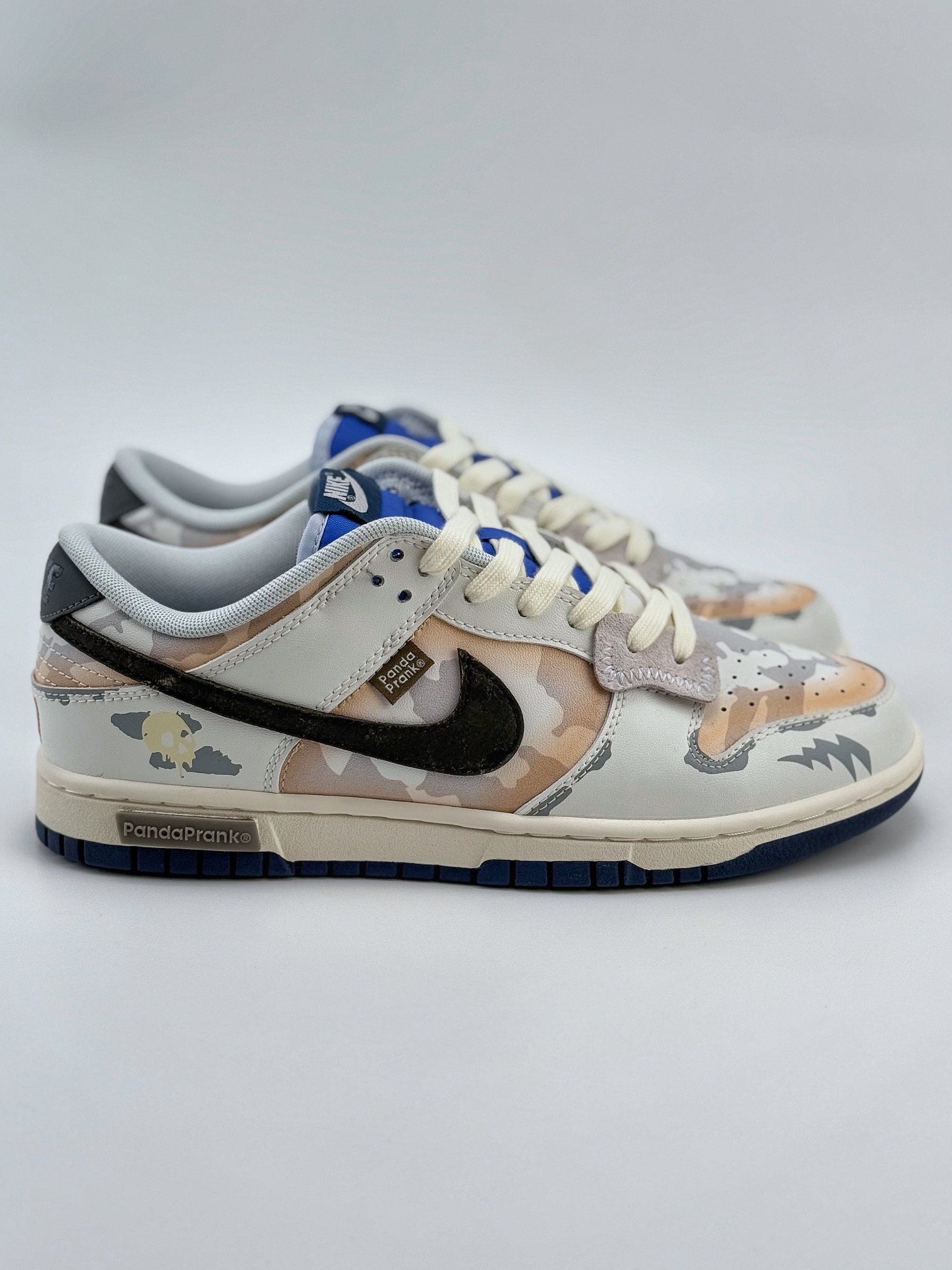 Nike SB Dunk Low 熊猫恶作剧 拓荒骑士 无人区 蓝米白  FQ8826-100