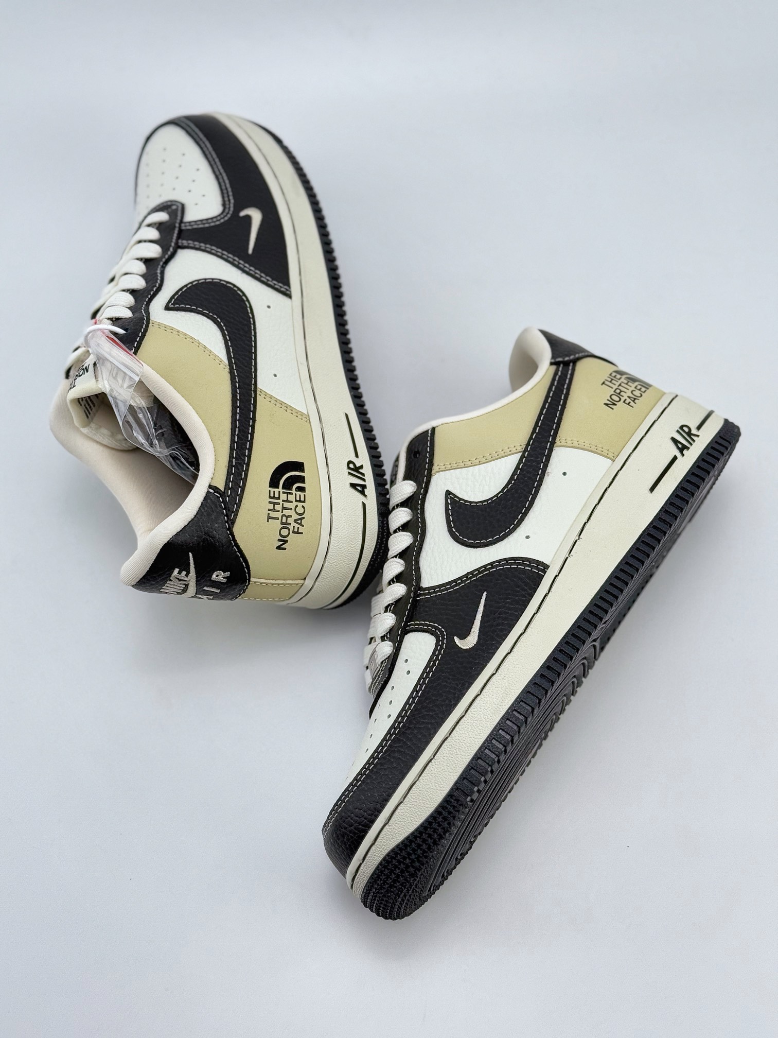 Nike Air Force 1 Low 07 x The North Face 米灰黄小钩  CH6336-513