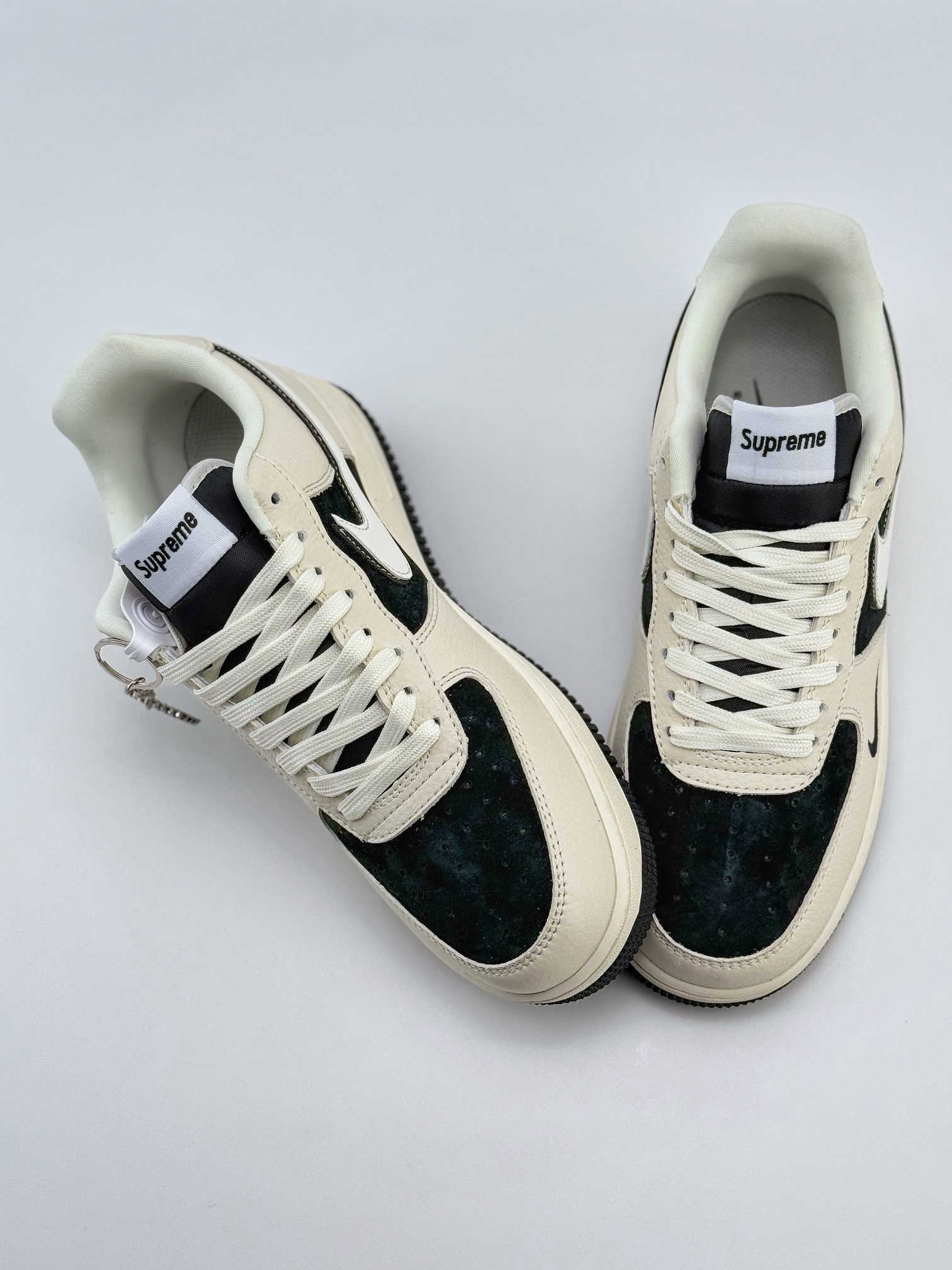 Nike Air Force 1 Low 07 x Supreme 米黑小钩 DF0188-019