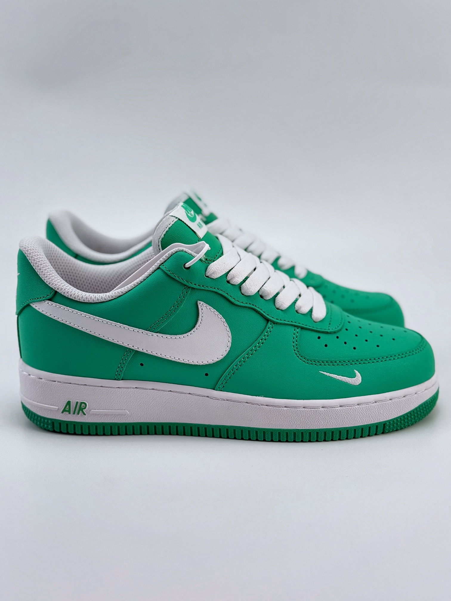 Nike Air Force 1 Low 07 绿白小钩  315122-101