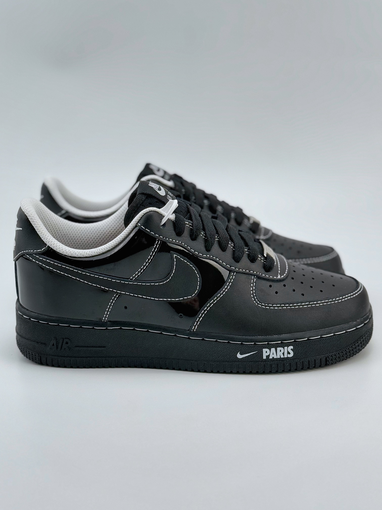 Nike Air Force 1 Low 07 Paris 2025 拼接黑漆皮 HF4084-001