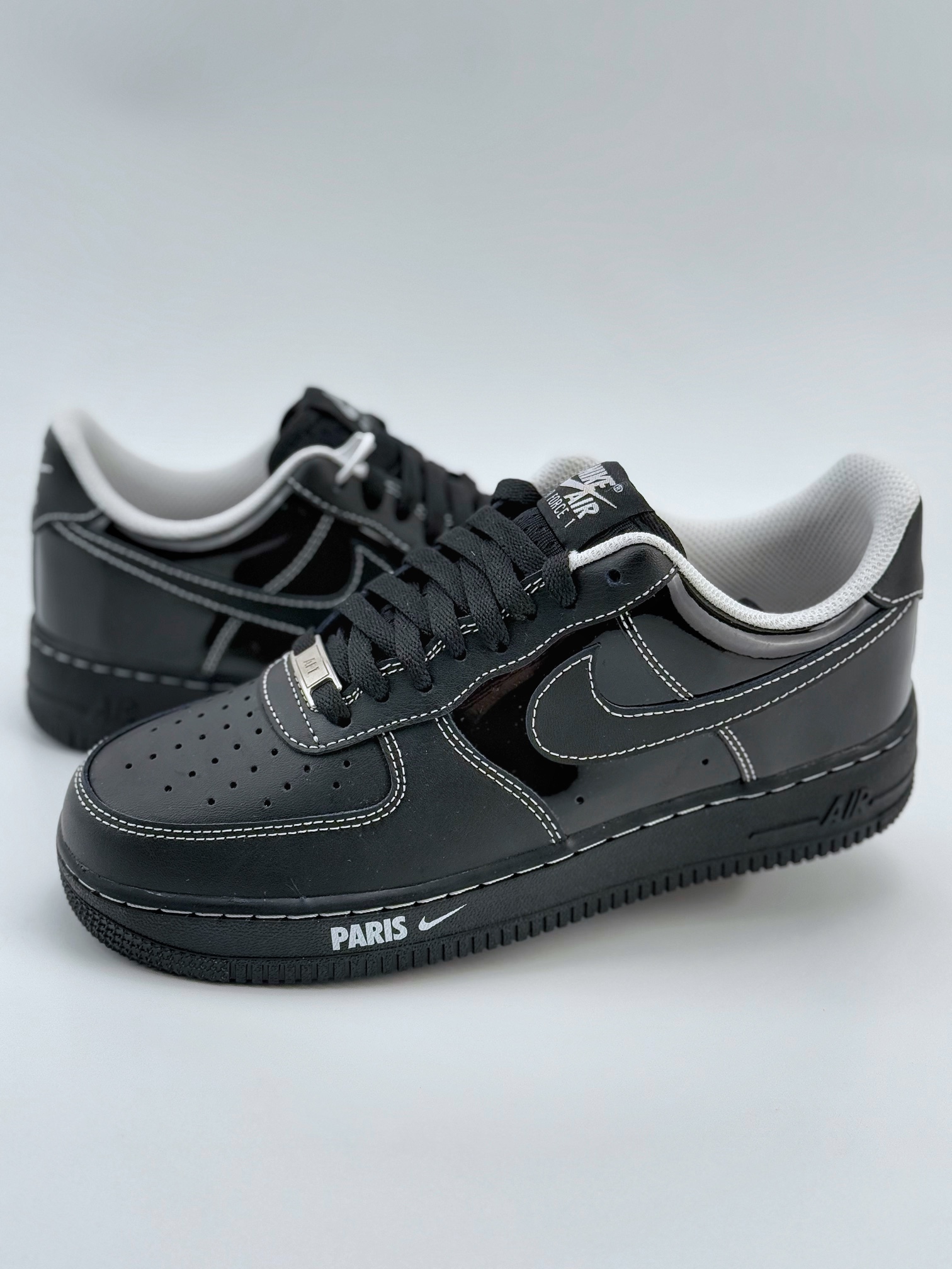 Nike Air Force 1 Low 07 Paris 2025 拼接黑漆皮 HF4084-001