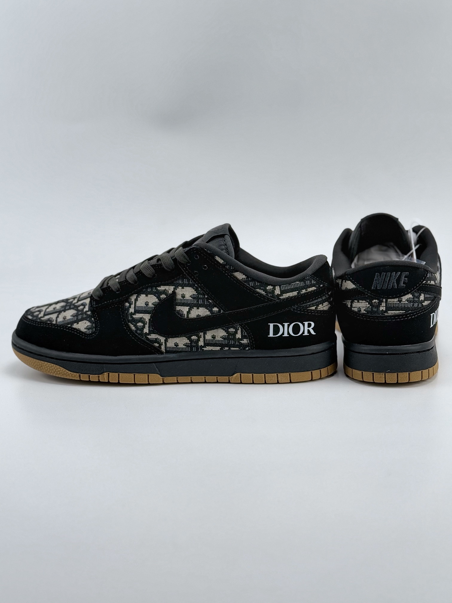 Nike SB Dunk Low x DIOR 黑印花帆布  KK1333-017