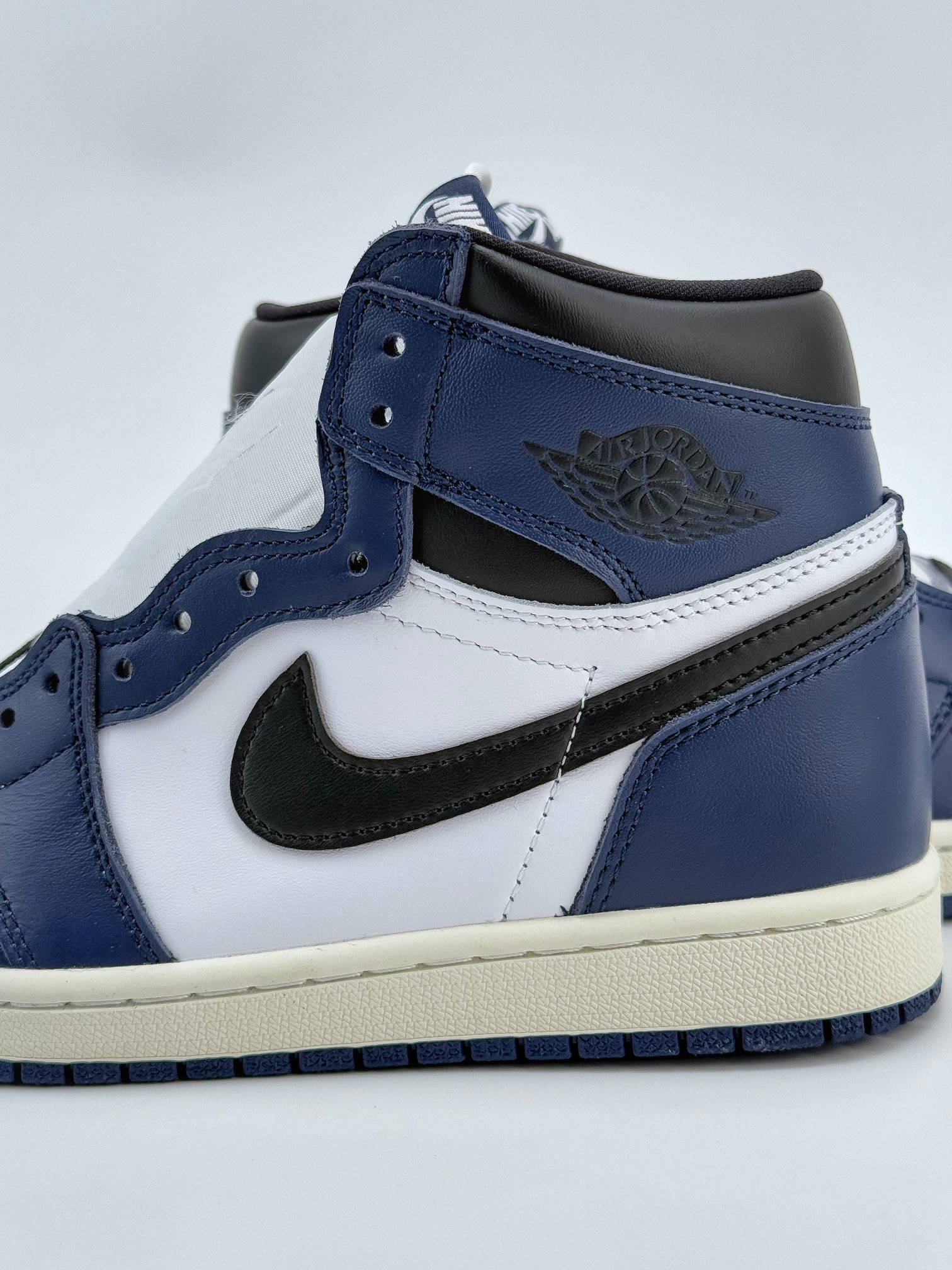 莞产原底面 市售性价比之王 Air Jordan 1 Retro High OG ”Midnight Navy” 蓝白 DZ5485-401