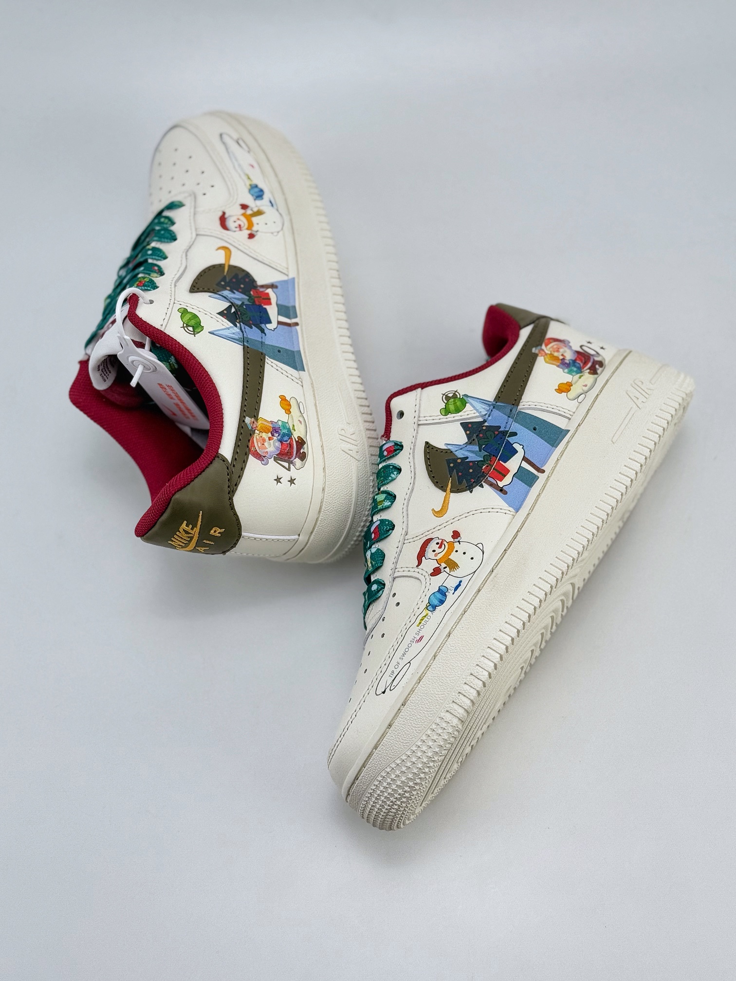 Nike Air Force 1 Low 07 白绿红 圣诞节涂鸦 DM0970-132