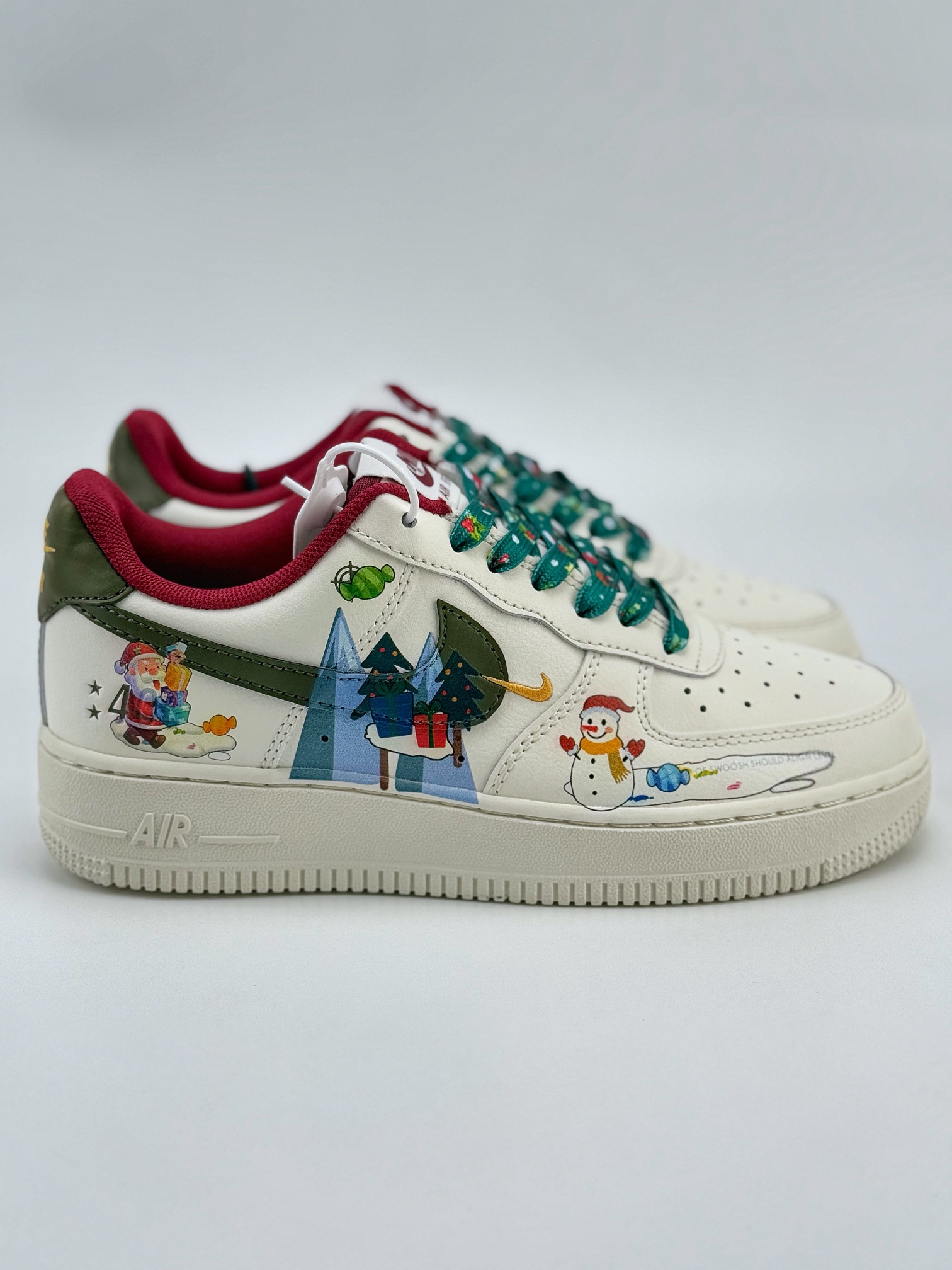 Nike Air Force 1 Low 07 白绿红 圣诞节涂鸦 DM0970-132