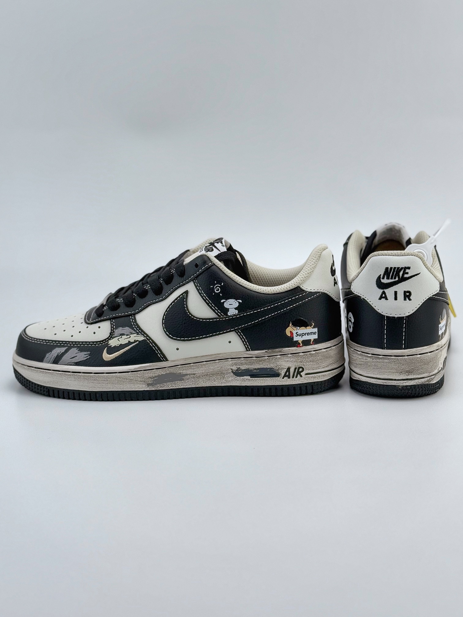 Nike Air Force 1 Low 07 x Supreme 蜡笔小新涂鸦 白黑  DB3301-880