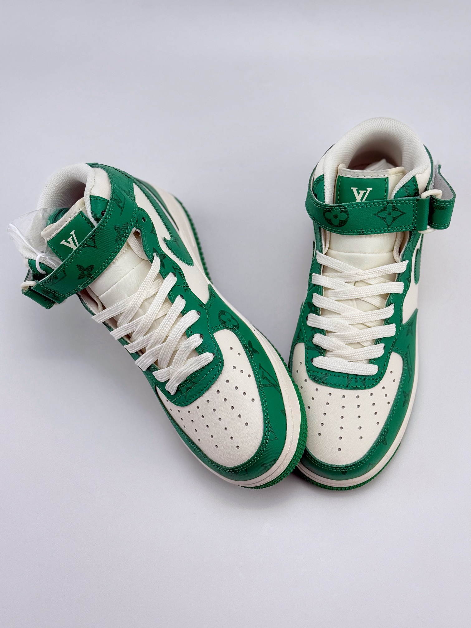 Nike Air Force 1 Mid 07 x Louis Vuitton 白绿  LL0222-002