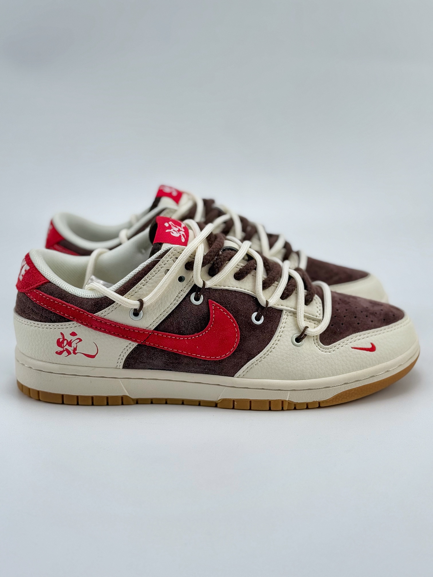 Nike SB Dunk Low 蛇年限定 米棕红小钩绑带  YX5066-266