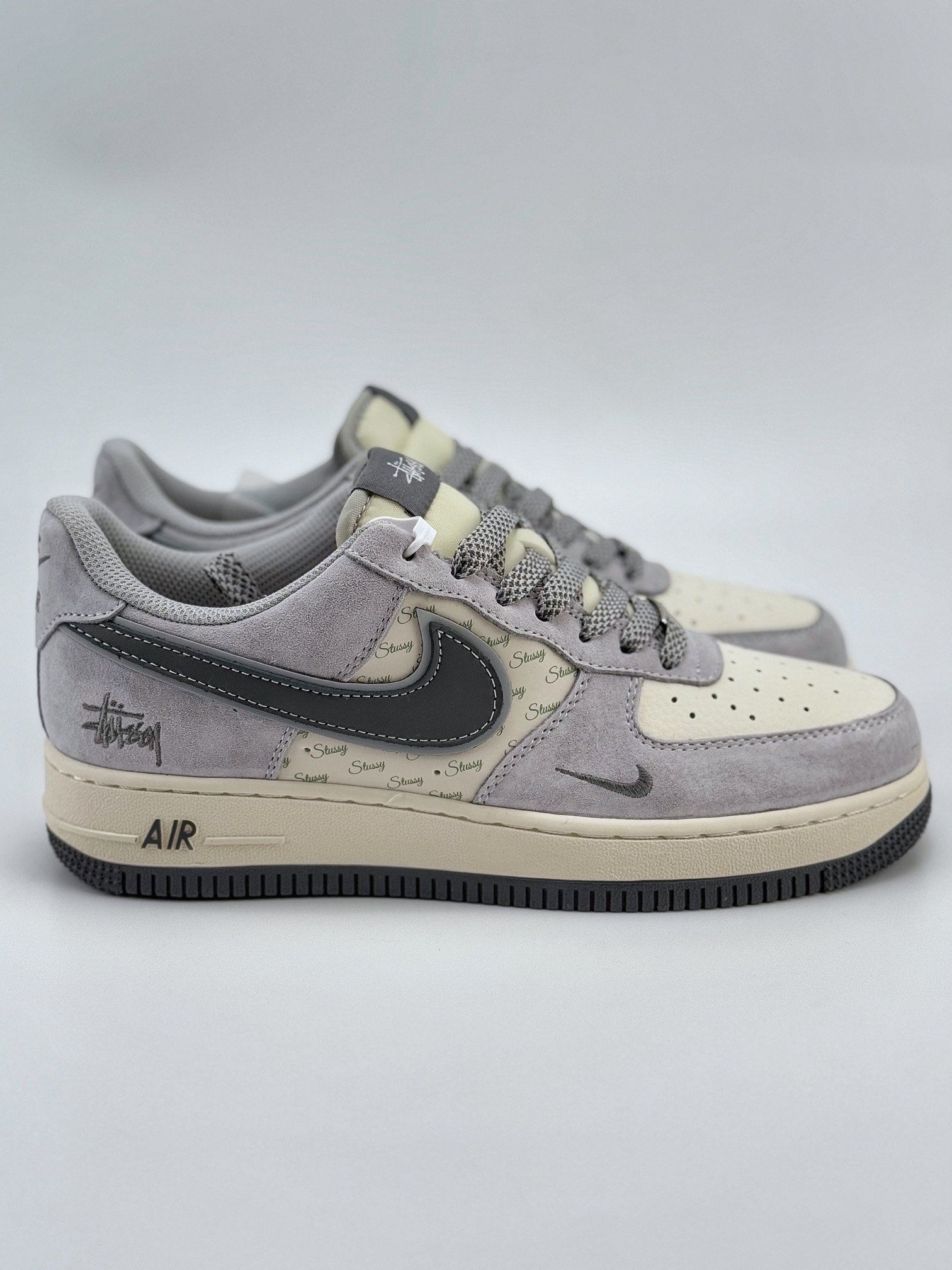 Nike Air Force 1 Low 07 x Stussy 米灰小钩满天星  XZ3318-066