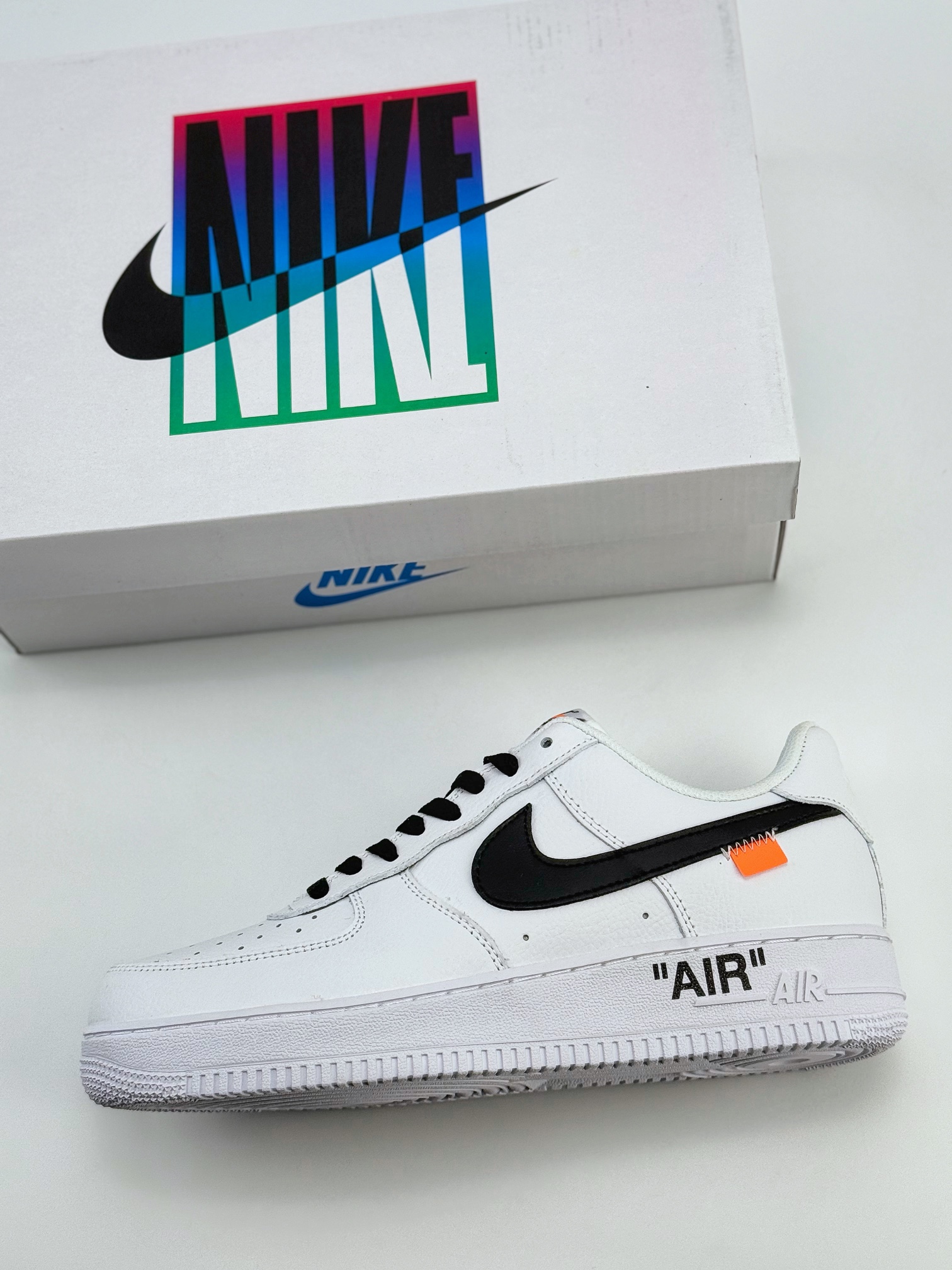 Nike Air Force 1 Low 07 白黑橙小标  FA2407-101