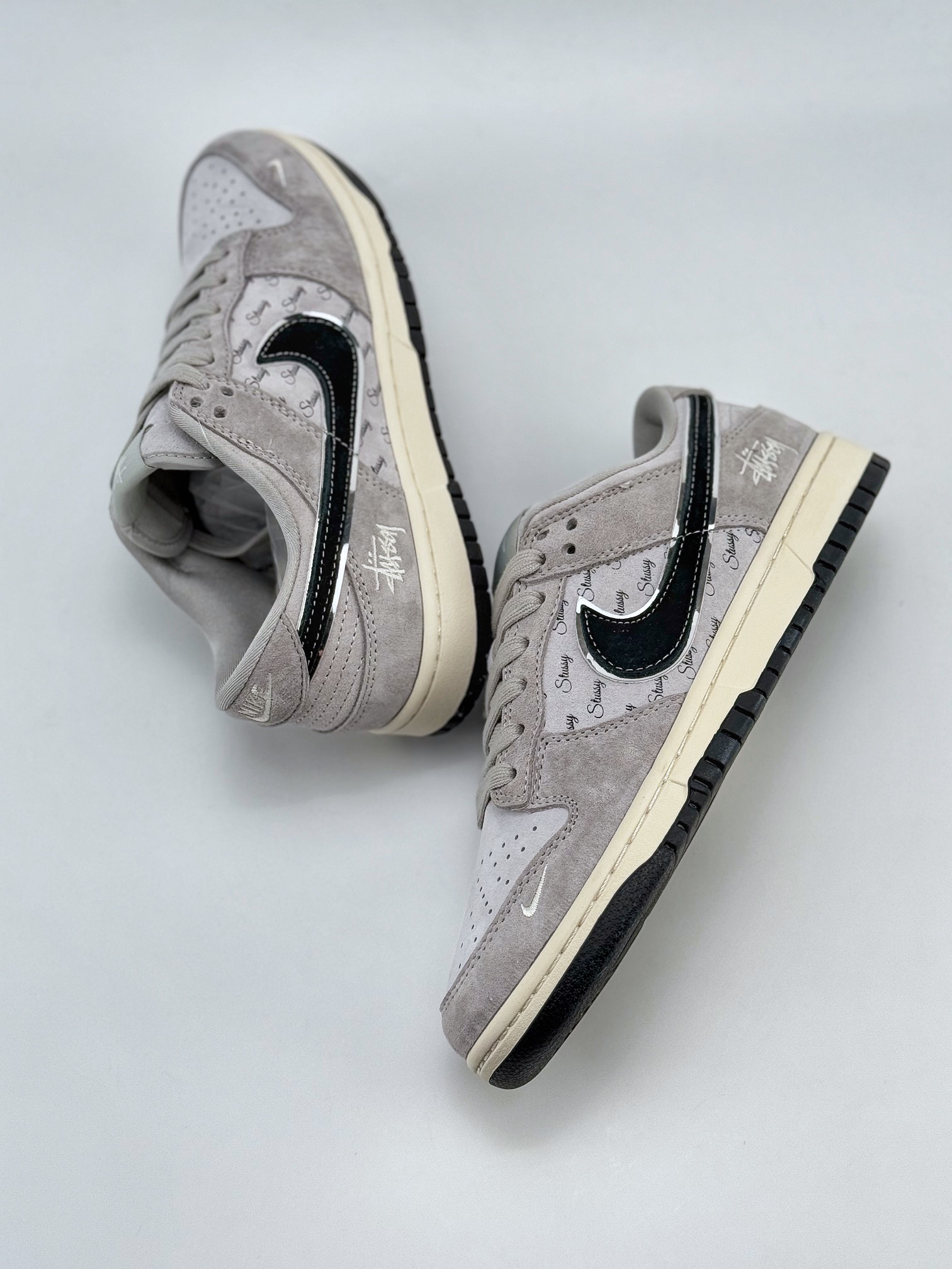 Nike SB Dunk Low x Stussy 灰黑  XX3168-069