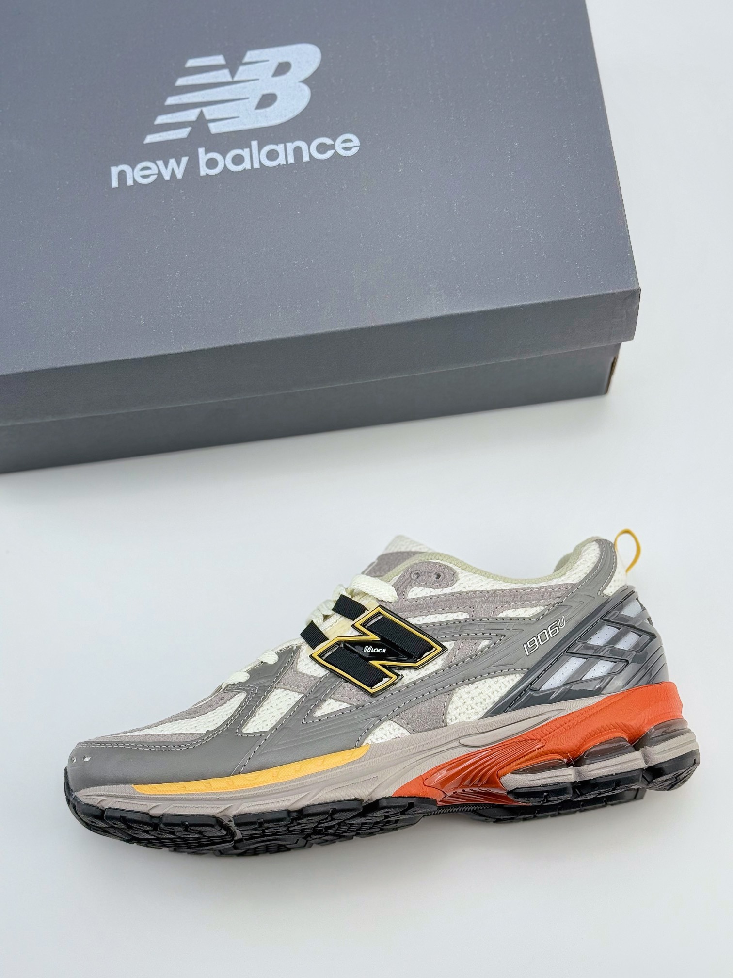 New Balance M1906系列 复古单品宝藏老爹鞋款  M1906NG1