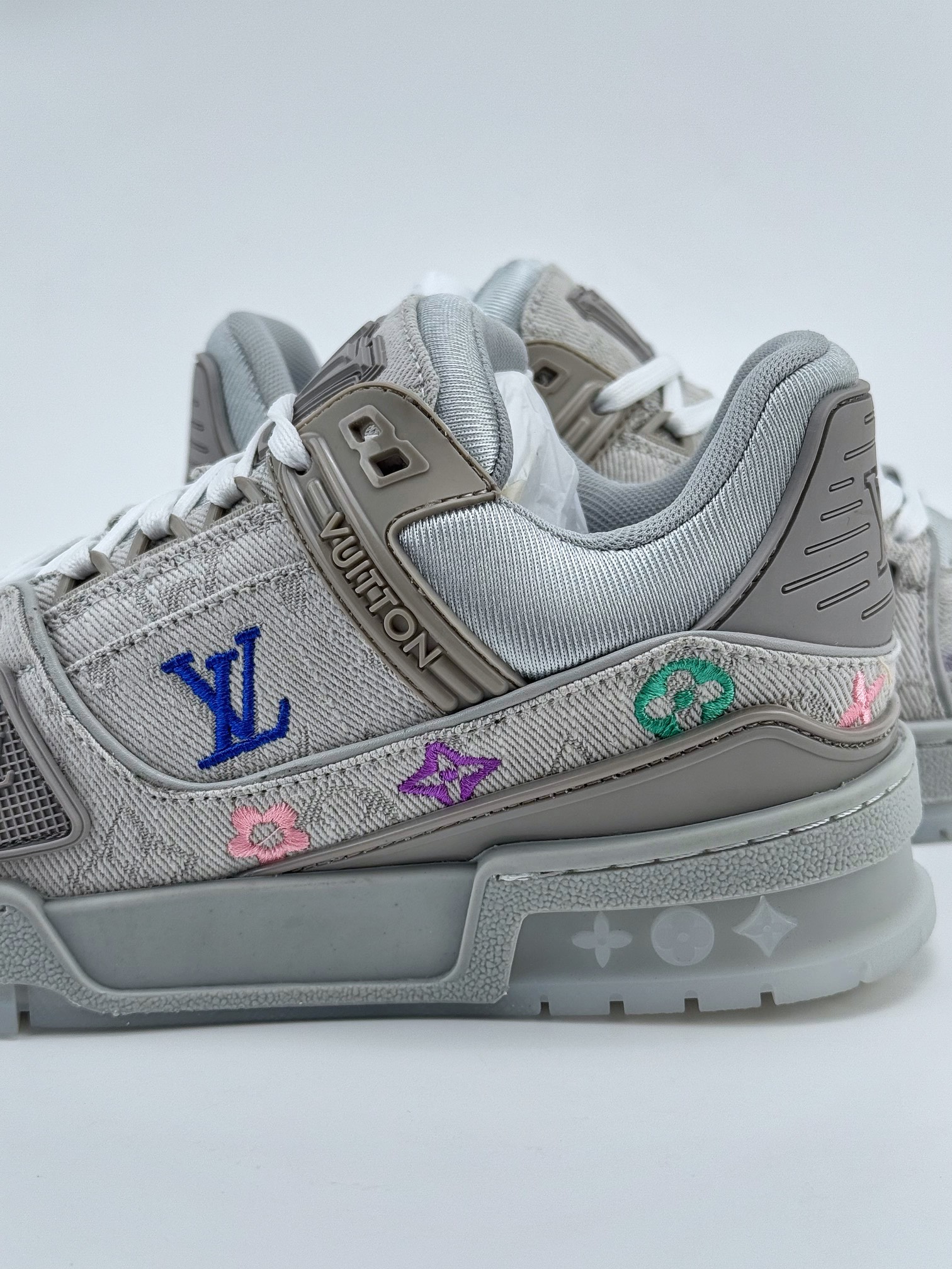 新货Louis Vuitton 路易威登 LV Trainer 情侣款印花刺绣花卉运动鞋