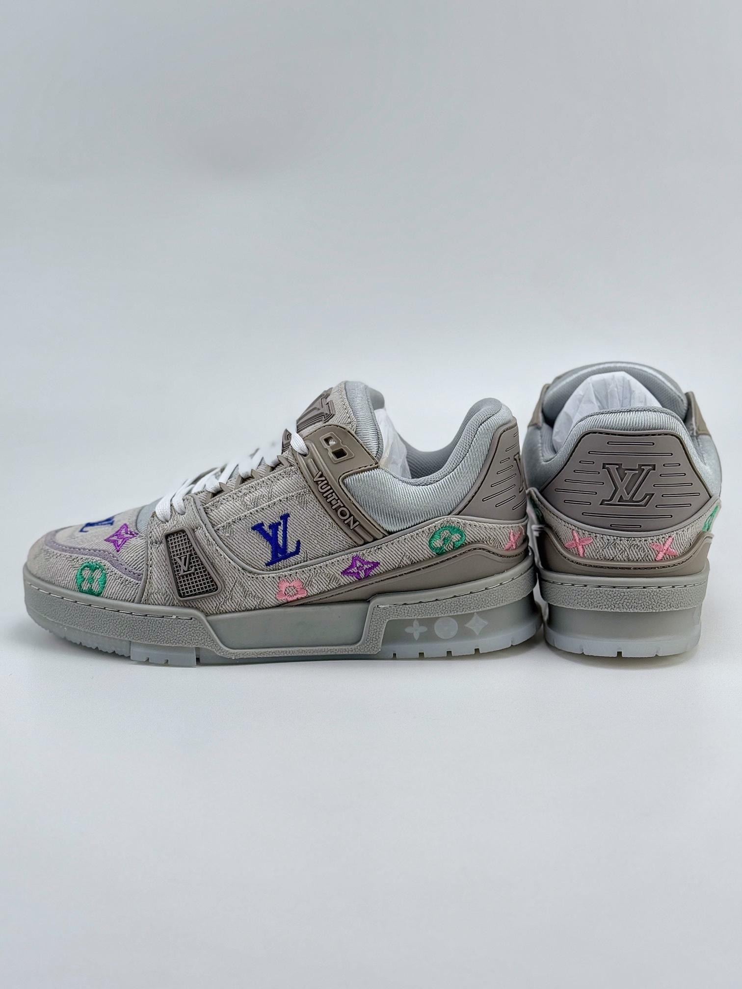 新货Louis Vuitton 路易威登 LV Trainer 情侣款印花刺绣花卉运动鞋