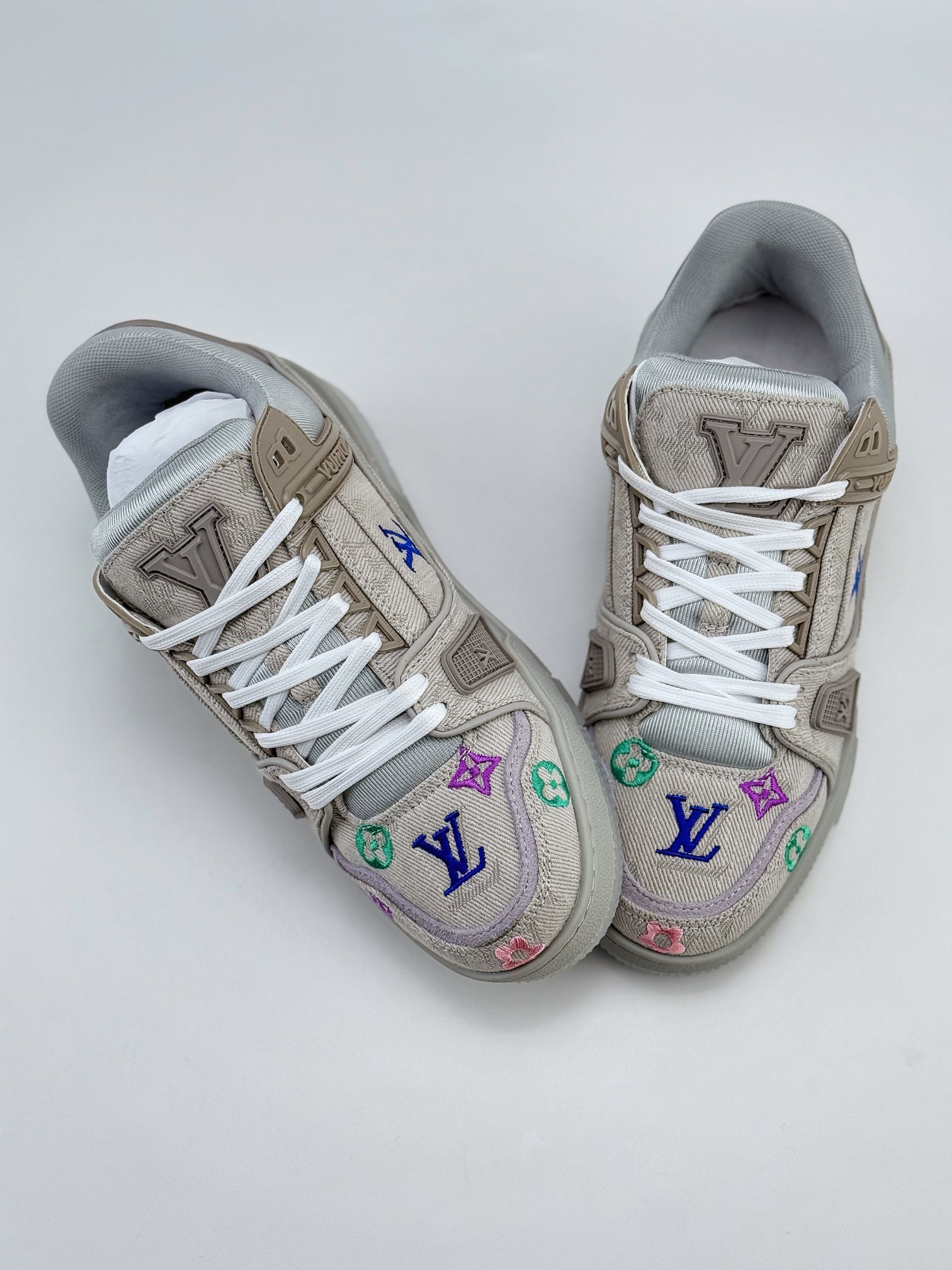 新货Louis Vuitton 路易威登 LV Trainer 情侣款印花刺绣花卉运动鞋