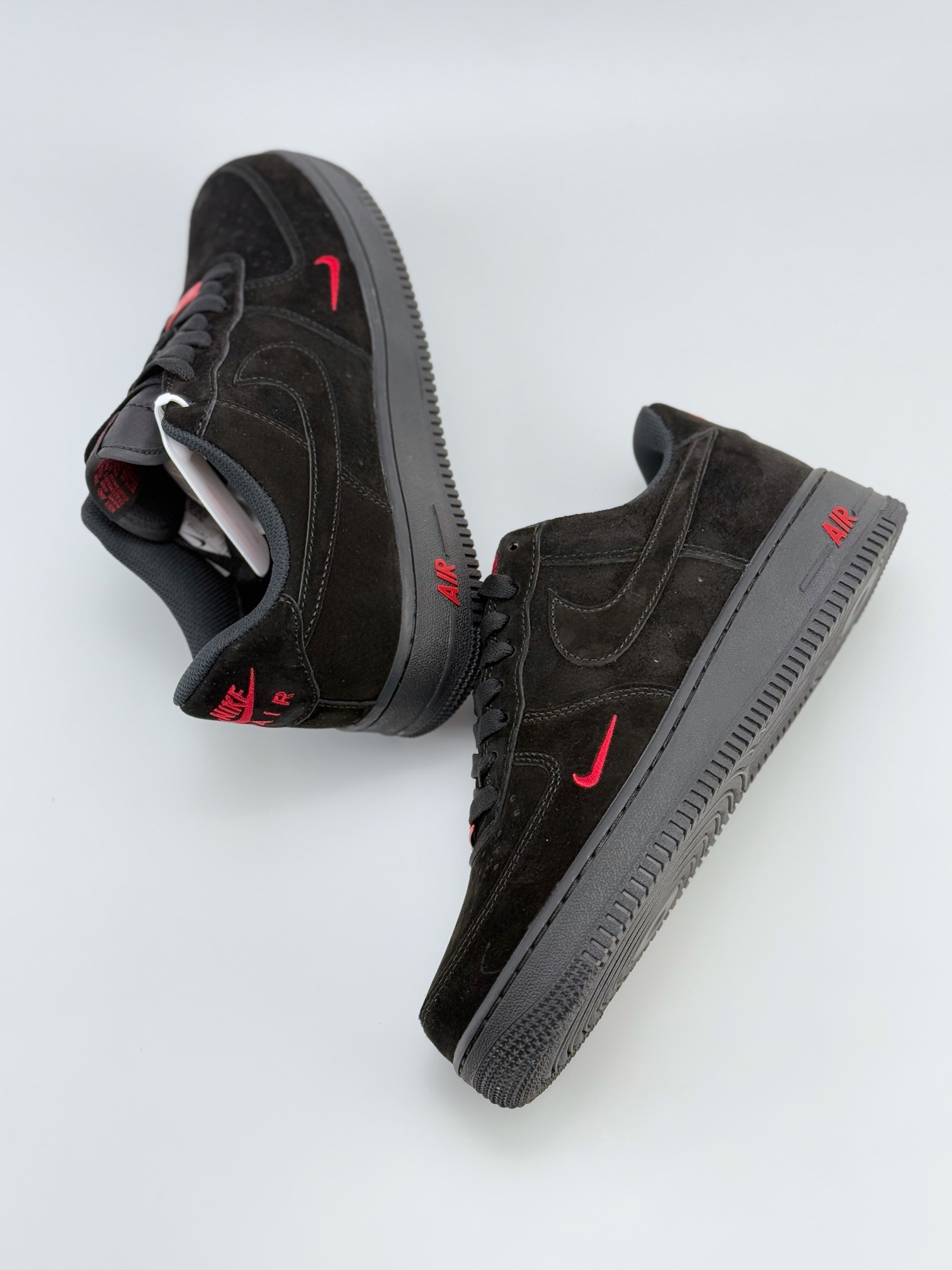 Nike Air Force 1 Low 07 黑红小钩 CW2288-111