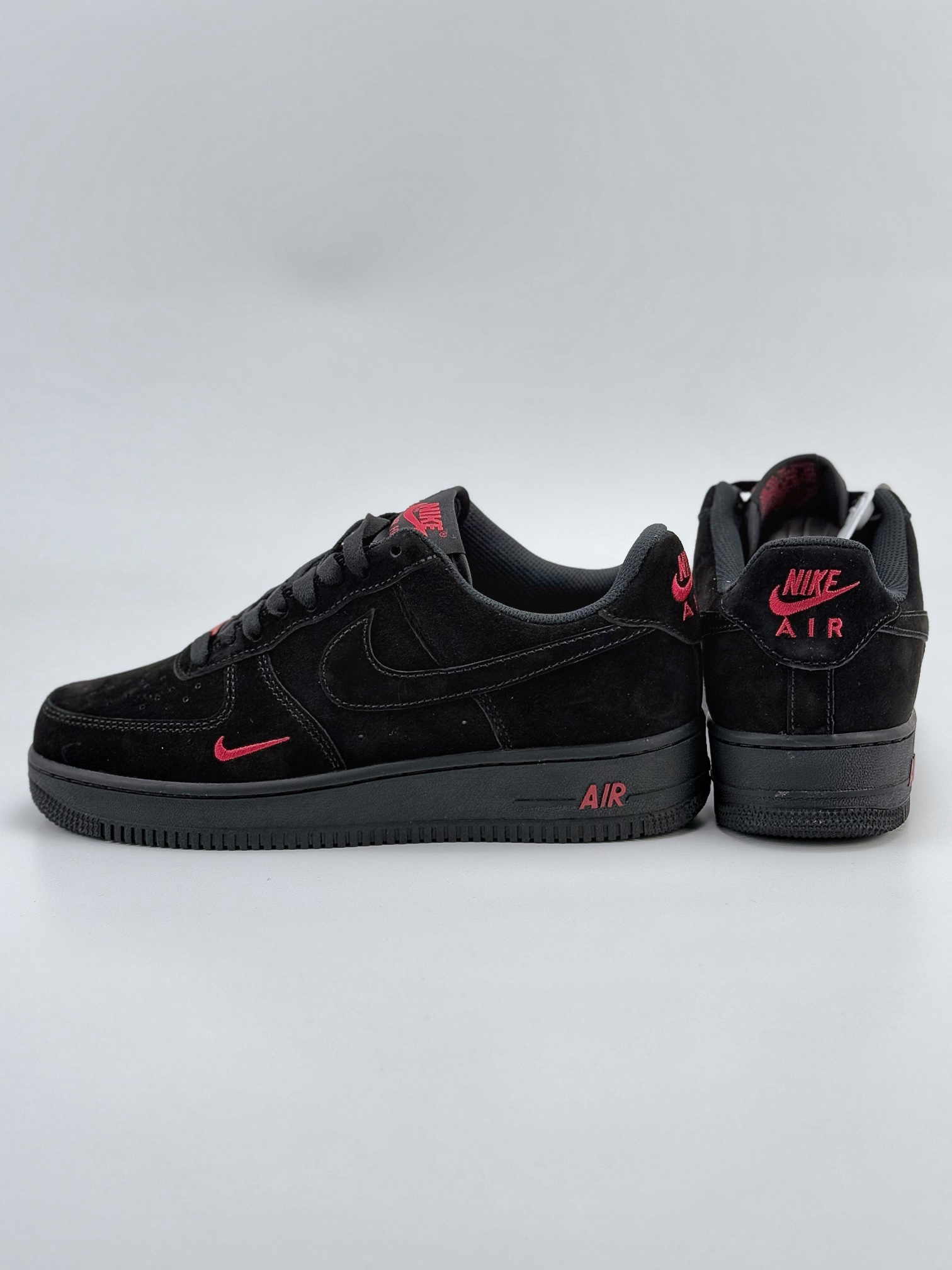 Nike Air Force 1 Low 07 黑红小钩 CW2288-111