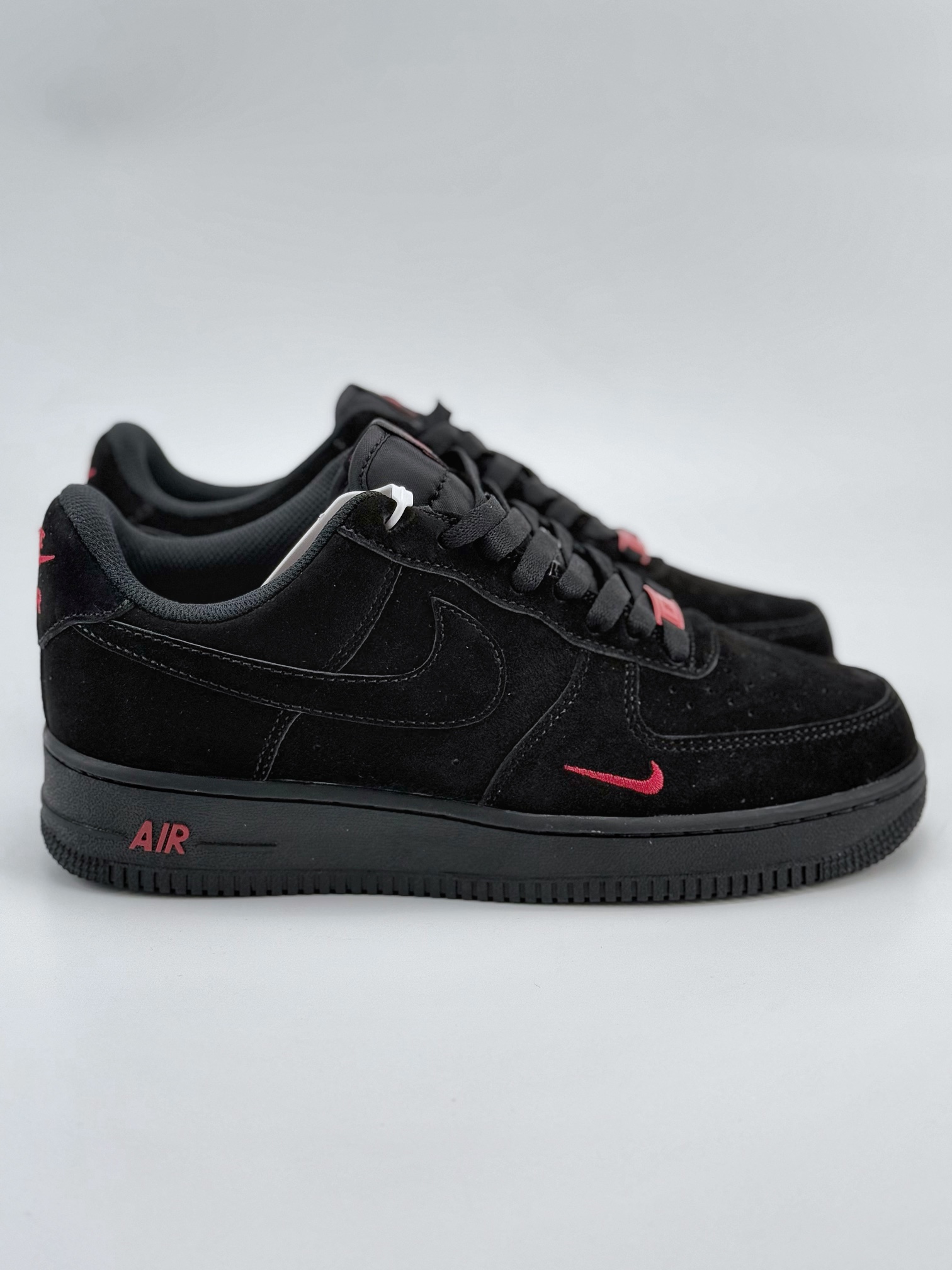 Nike Air Force 1 Low 07 黑红小钩 CW2288-111