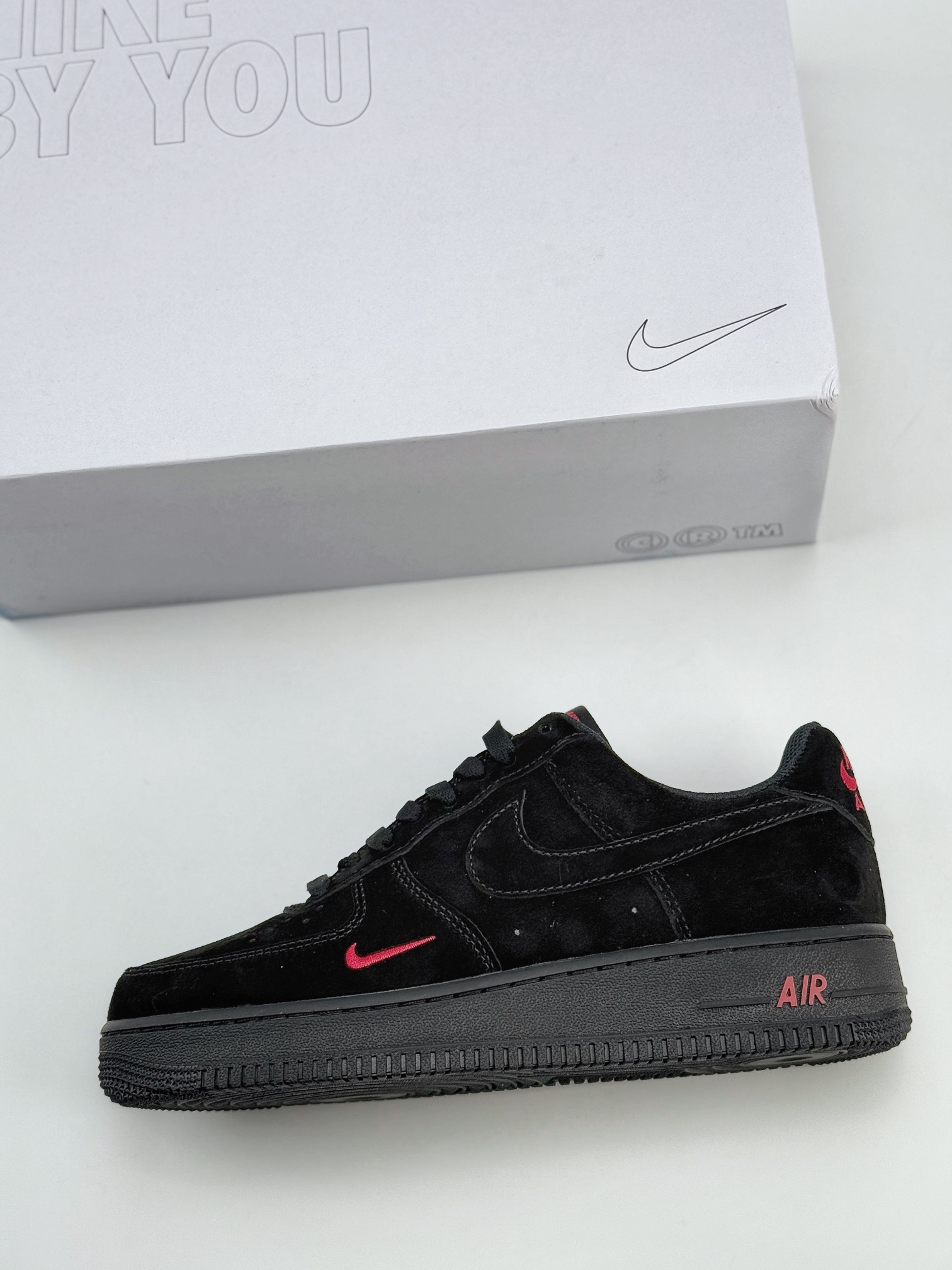 Nike Air Force 1 Low 07 黑红小钩 CW2288-111