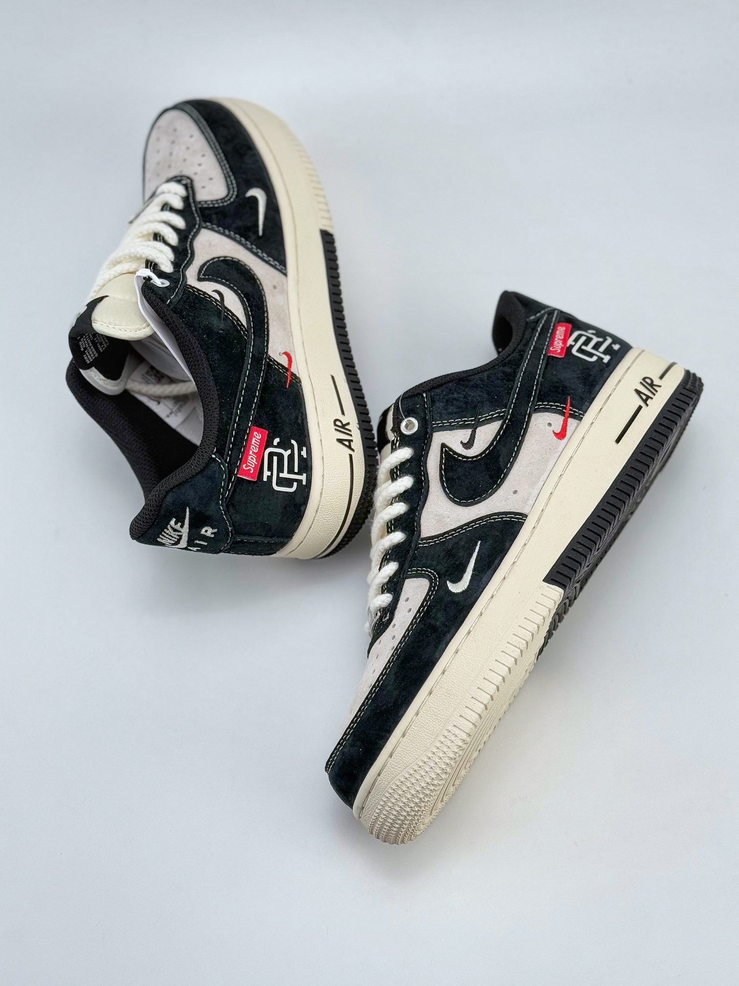 Nike Air Force 1 Low 07 x Supreme x Reigning Champ 米黑三小钩麻绳鞋带  SJ6698-019