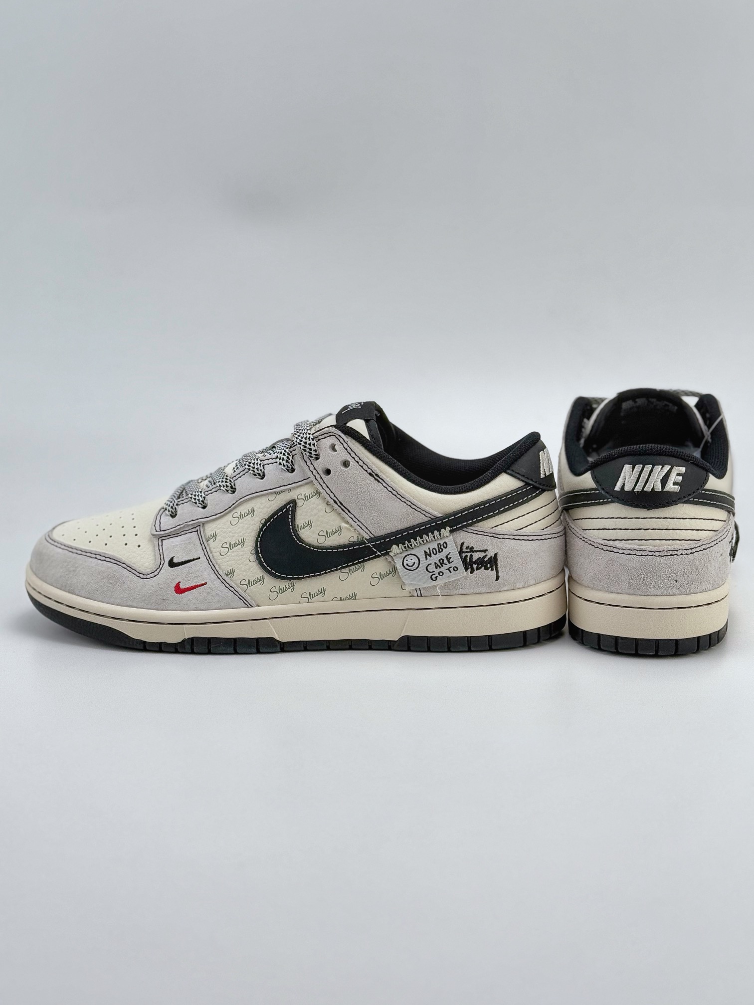 Nike SB Dunk Low x Stussy 白黑双小钩满天星  YX5066-220