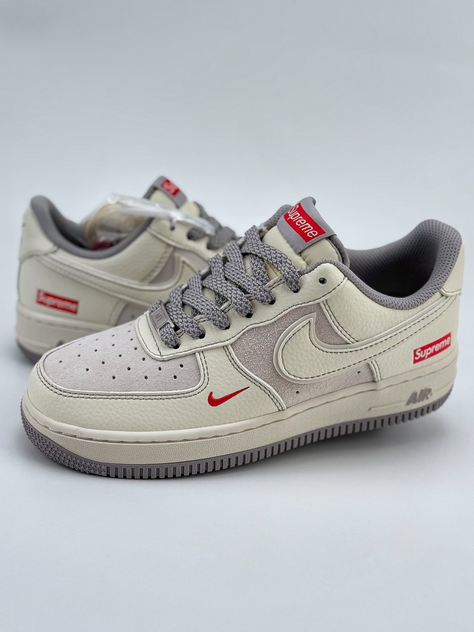 Nike Air Force 1 Low 07 x Supreme 白灰红小钩满天星  BB7518-011