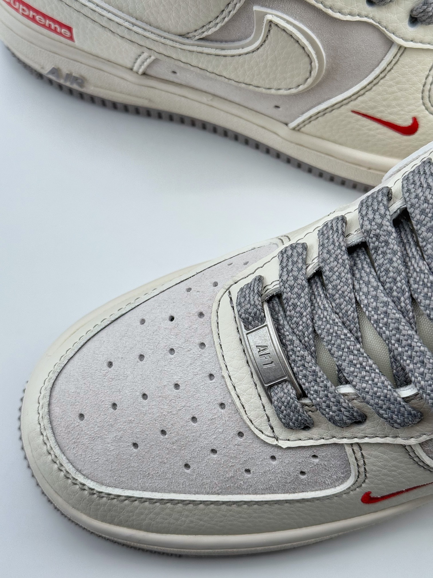 Nike Air Force 1 Low 07 x Supreme 白灰红小钩满天星  BB7518-011