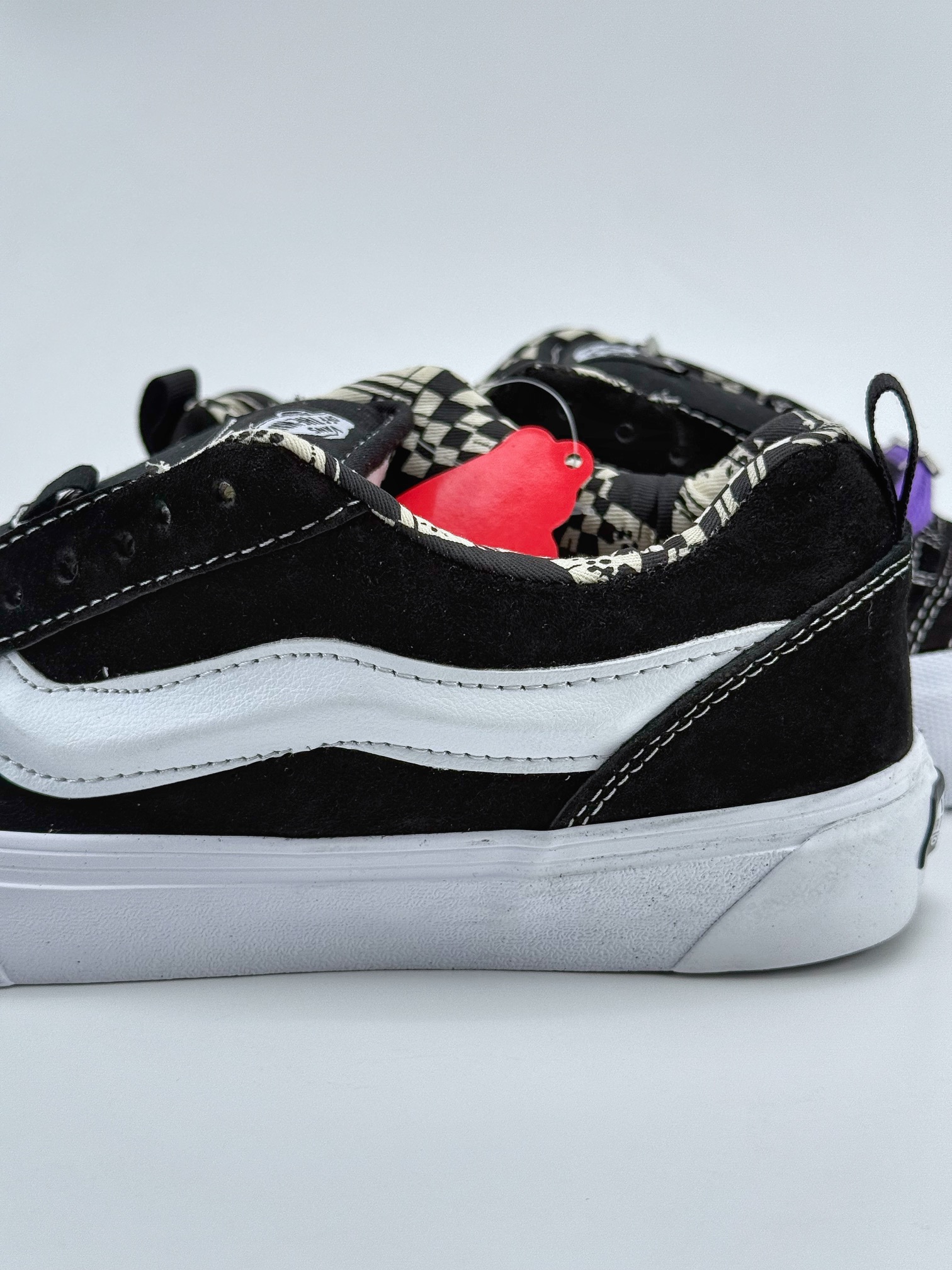 Vans Knu Skool 百搭休闲防滑减震低帮板鞋 9