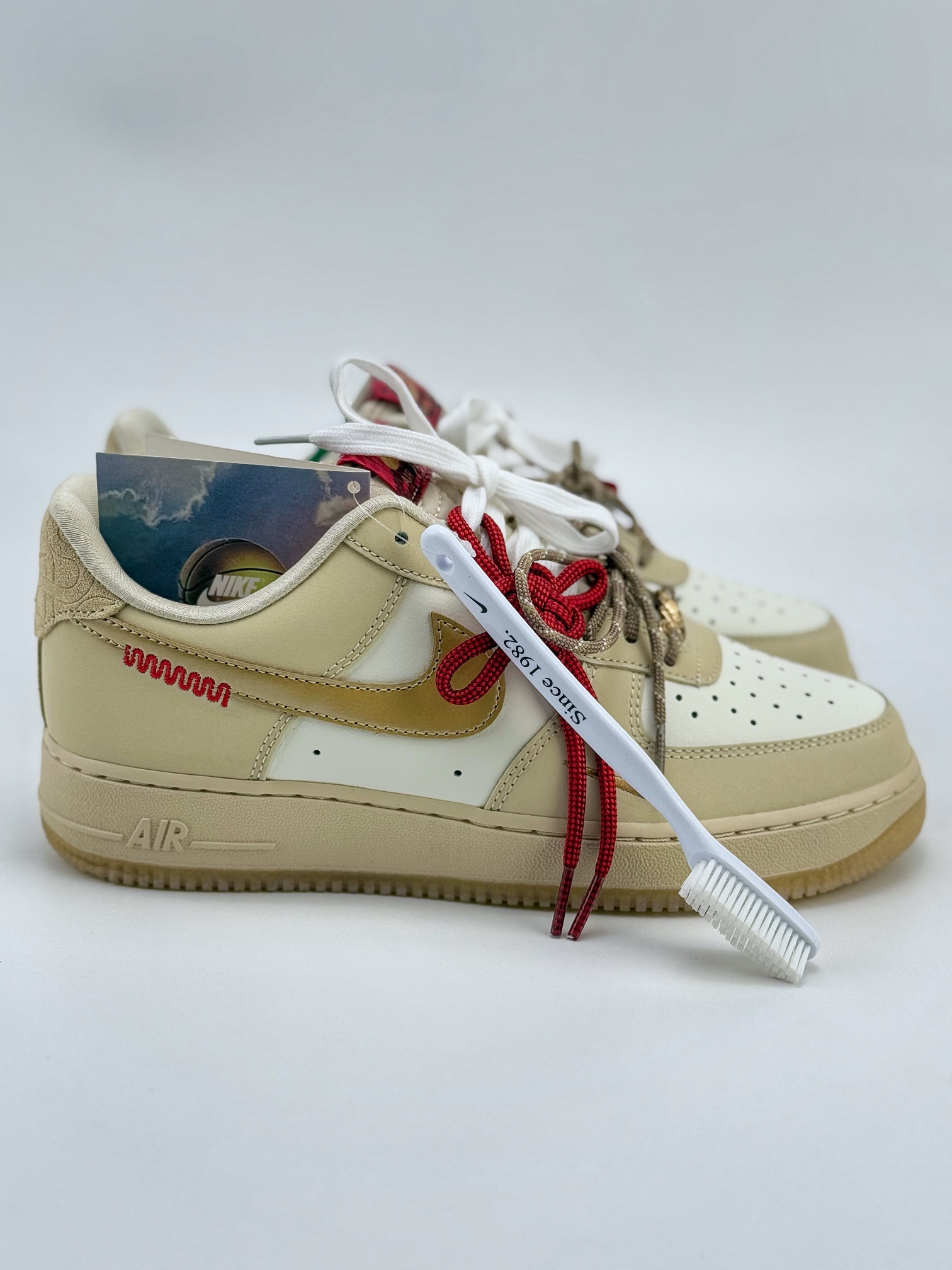 Nike Air Force 1 Low 07 CNY ”蛇年” 浅棕色  HV5990-172