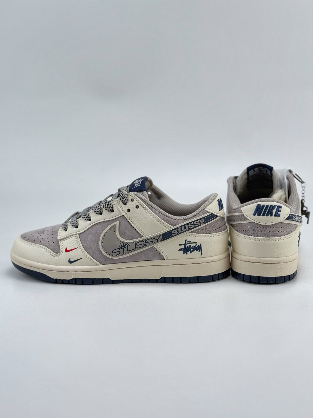 Nike SB Dunk Low x Stussy 米灰双钩满天星  DM6868-009