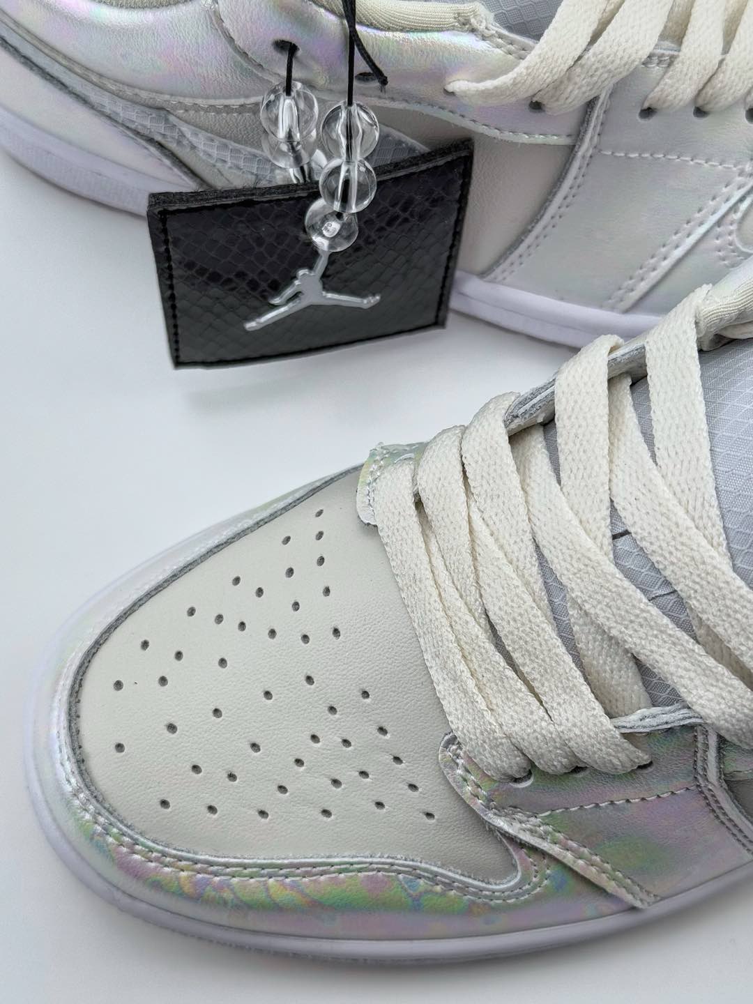 Air Jordan 1 Retro Low WMNS CNY 蛇年限定 白镭射 8