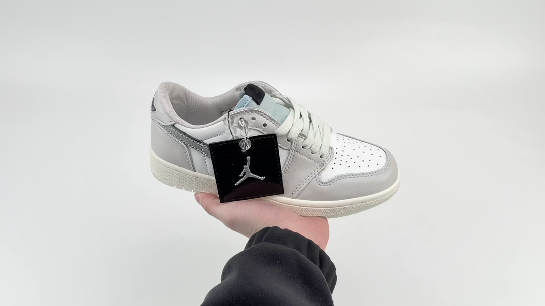 Appreciation of High Definition Videos 👏🏿Air Jordan 1 Retro Low OG Year o - Comprehensive