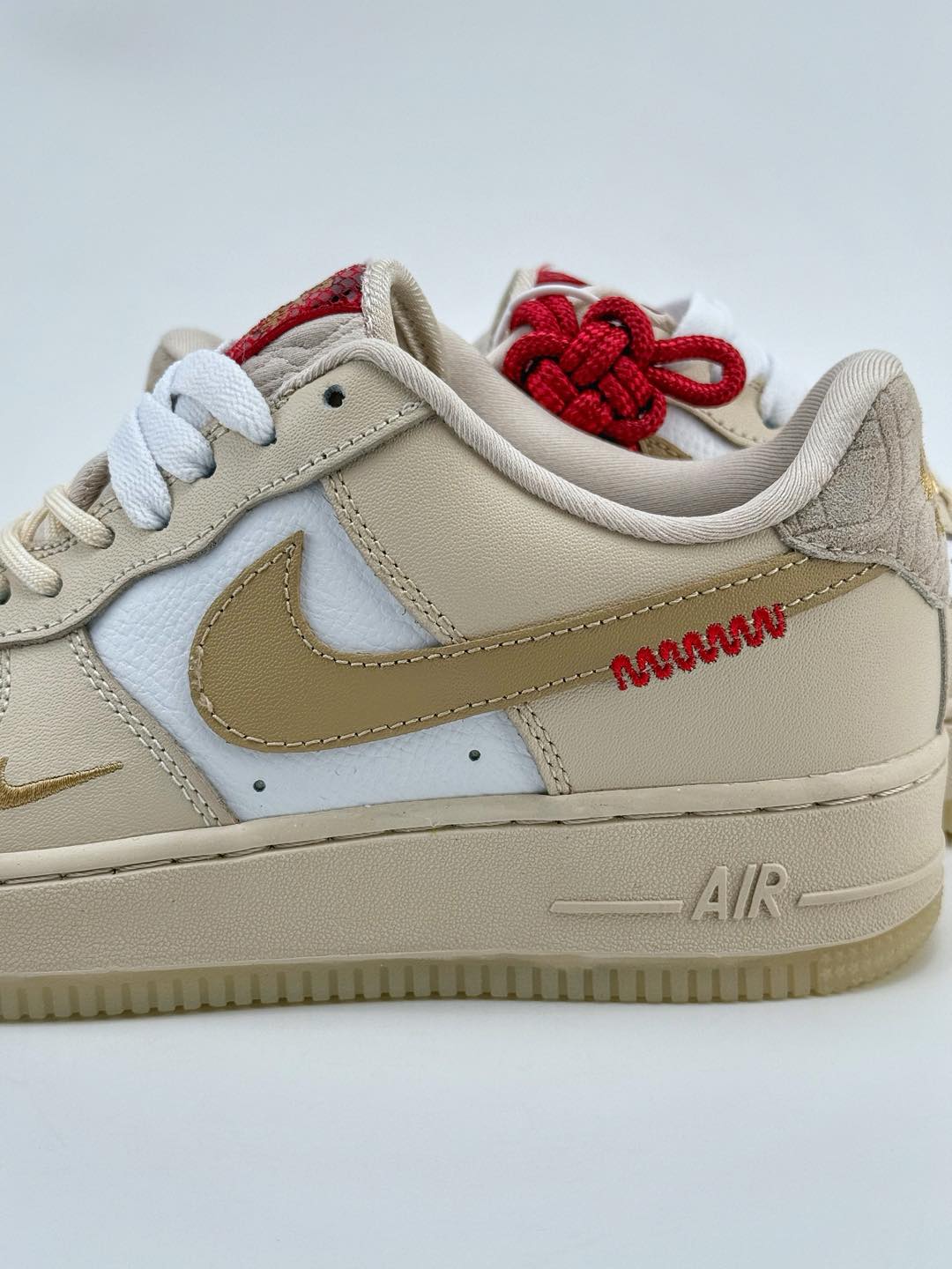 Nike Air Force 1 Low 07 CNY "蛇年" 浅棕 9